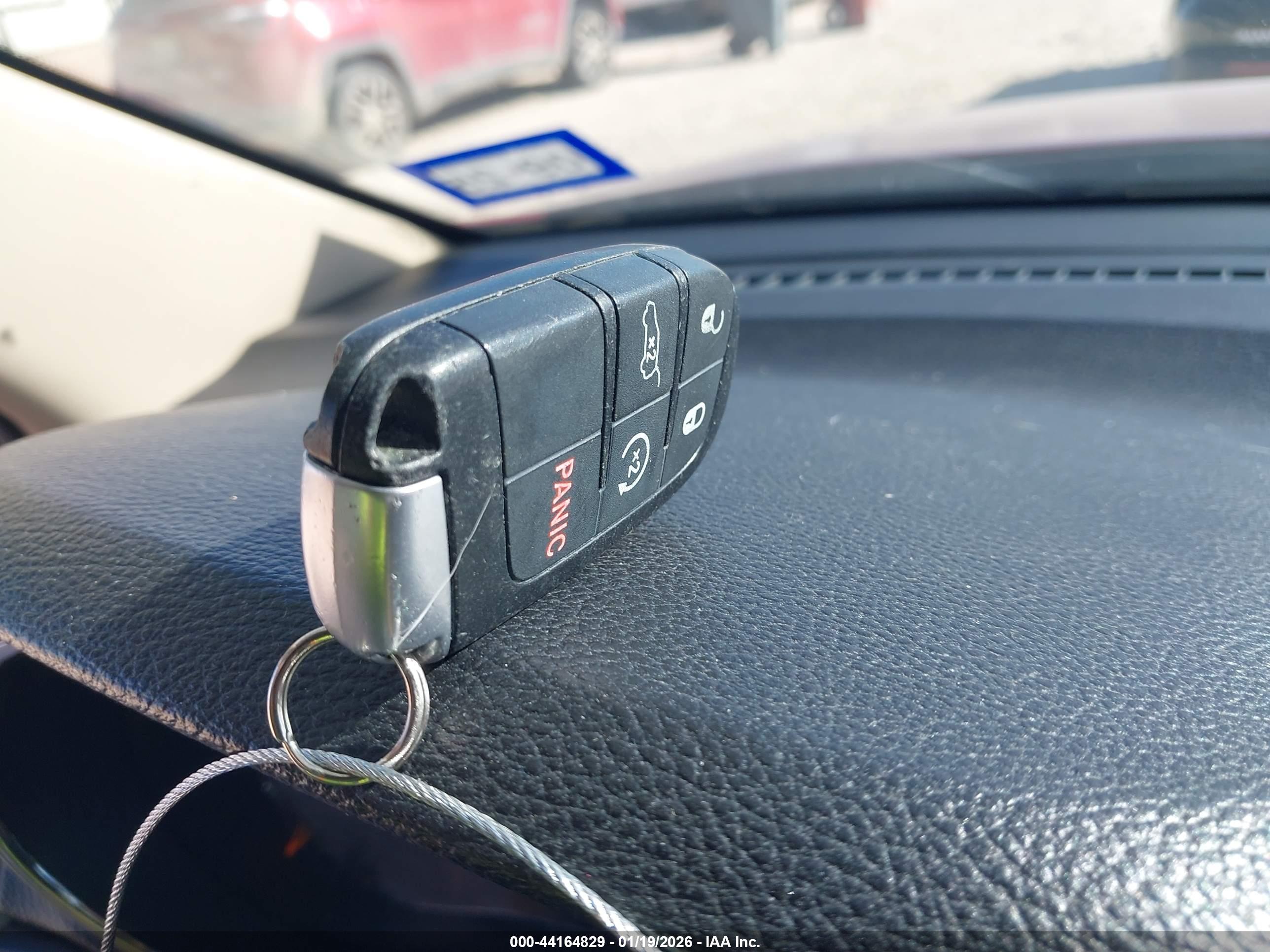 JEEP GRAND image 11