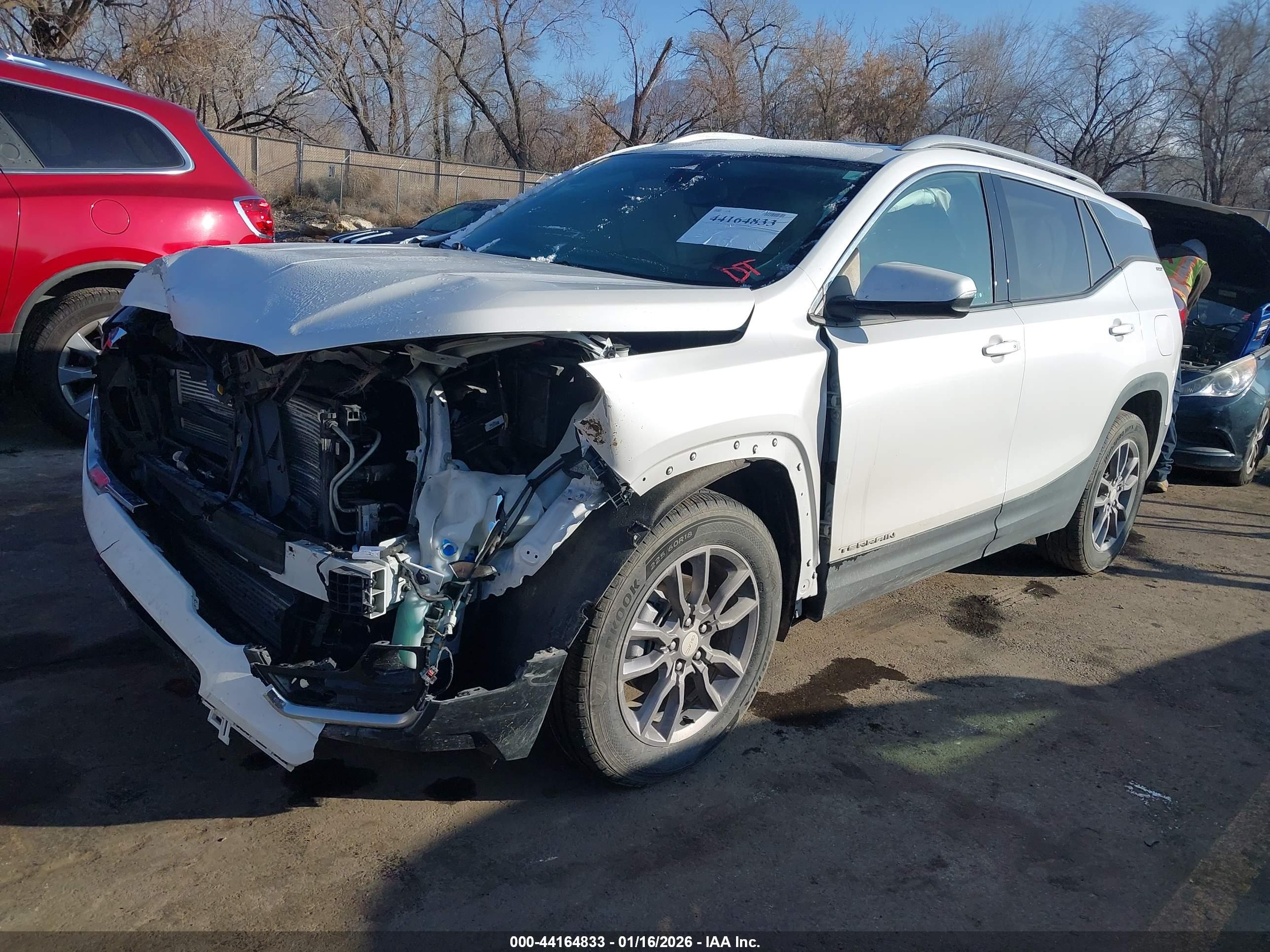 GMC TERRAIN image 2