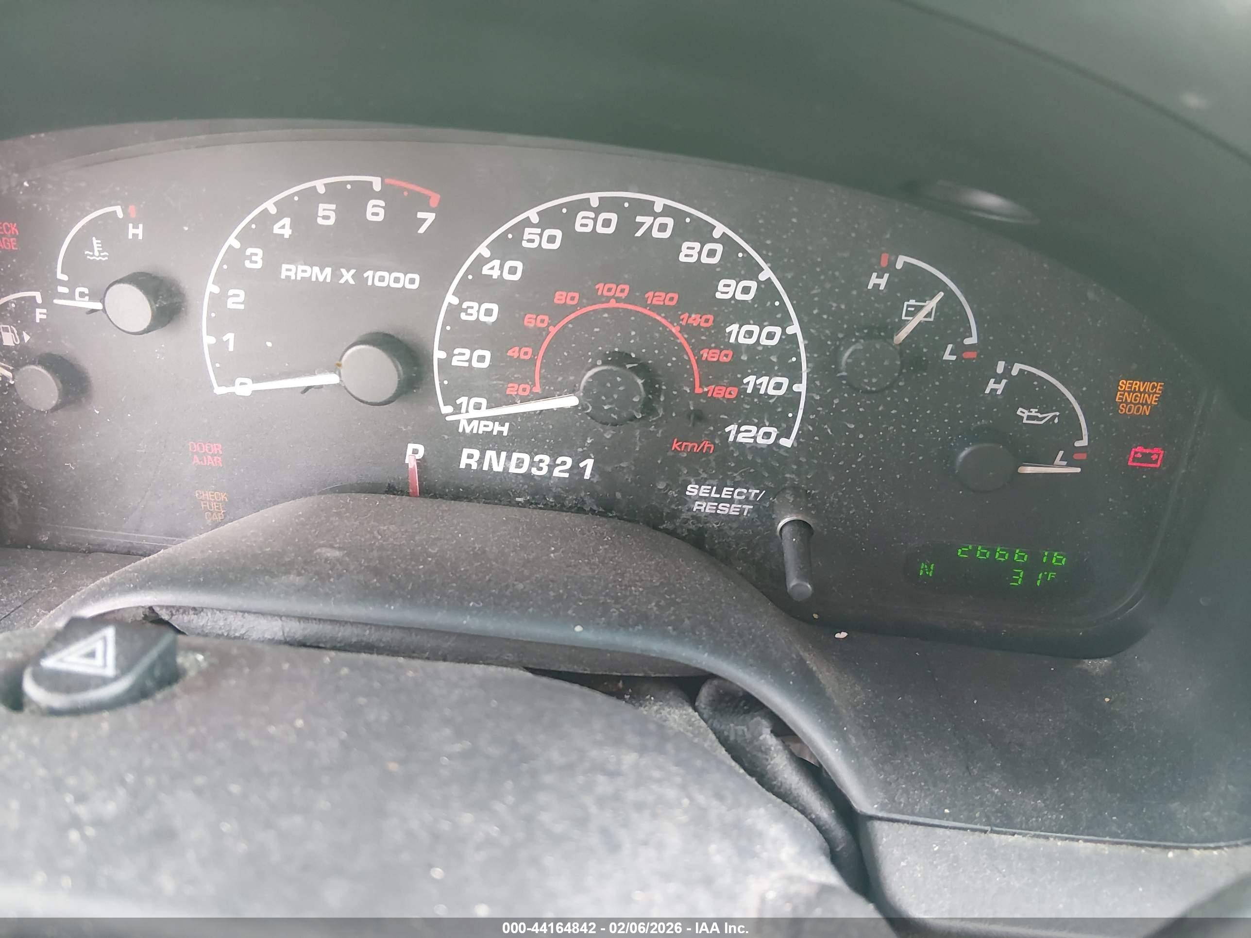 FORD EXPLORER image 7