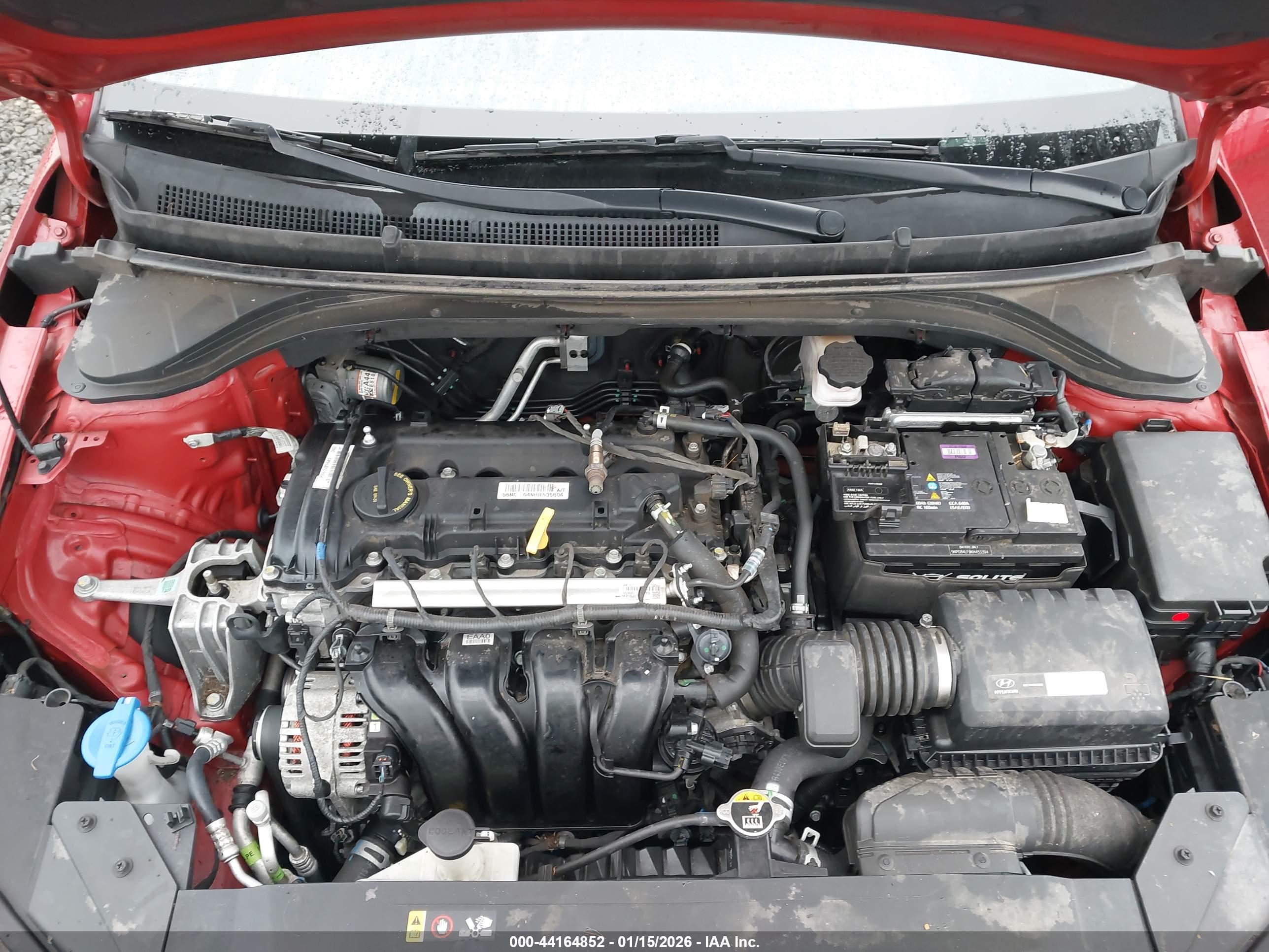 HYUNDAI ELANTRA image 6