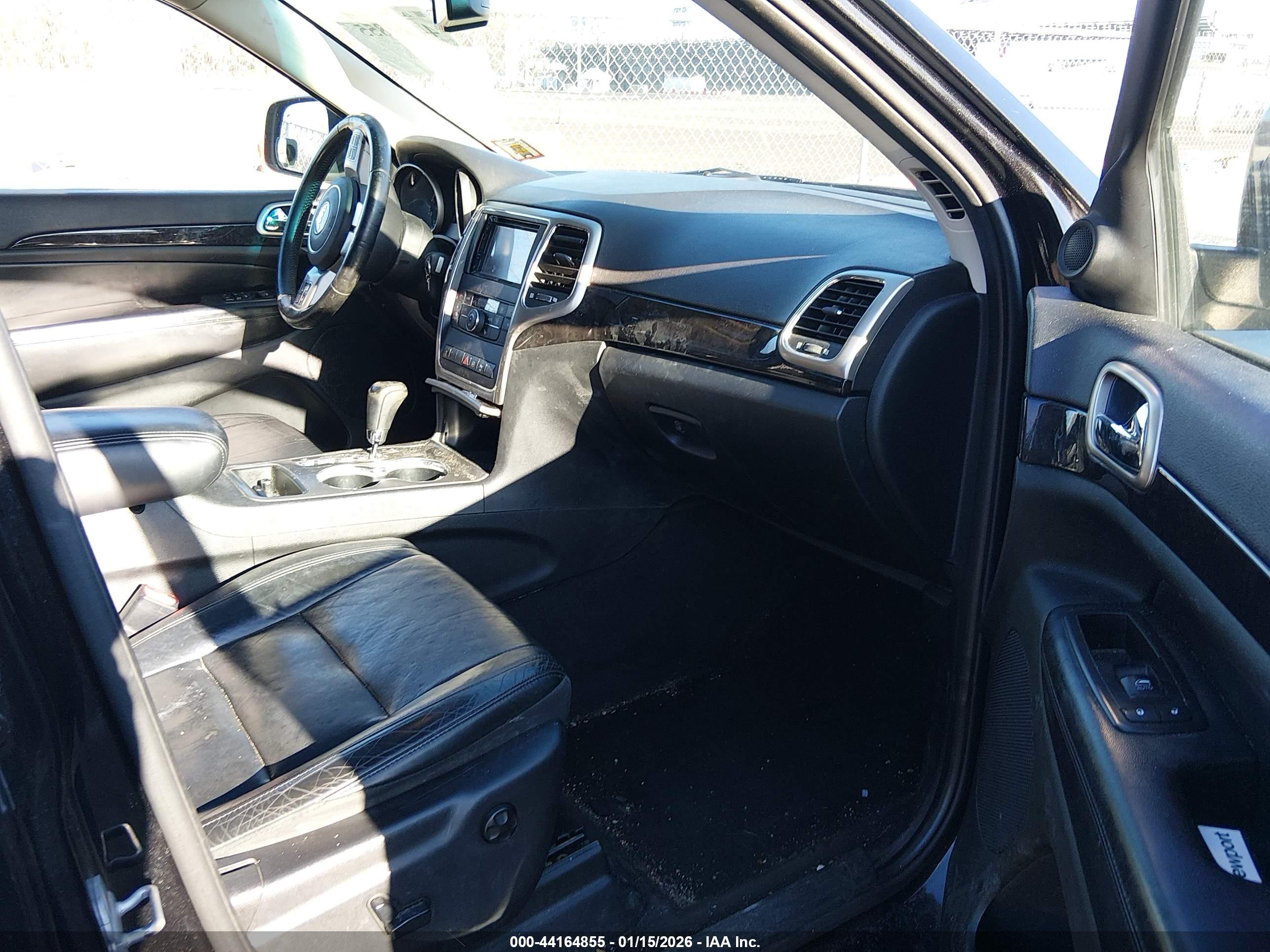 JEEP GRAND image 5