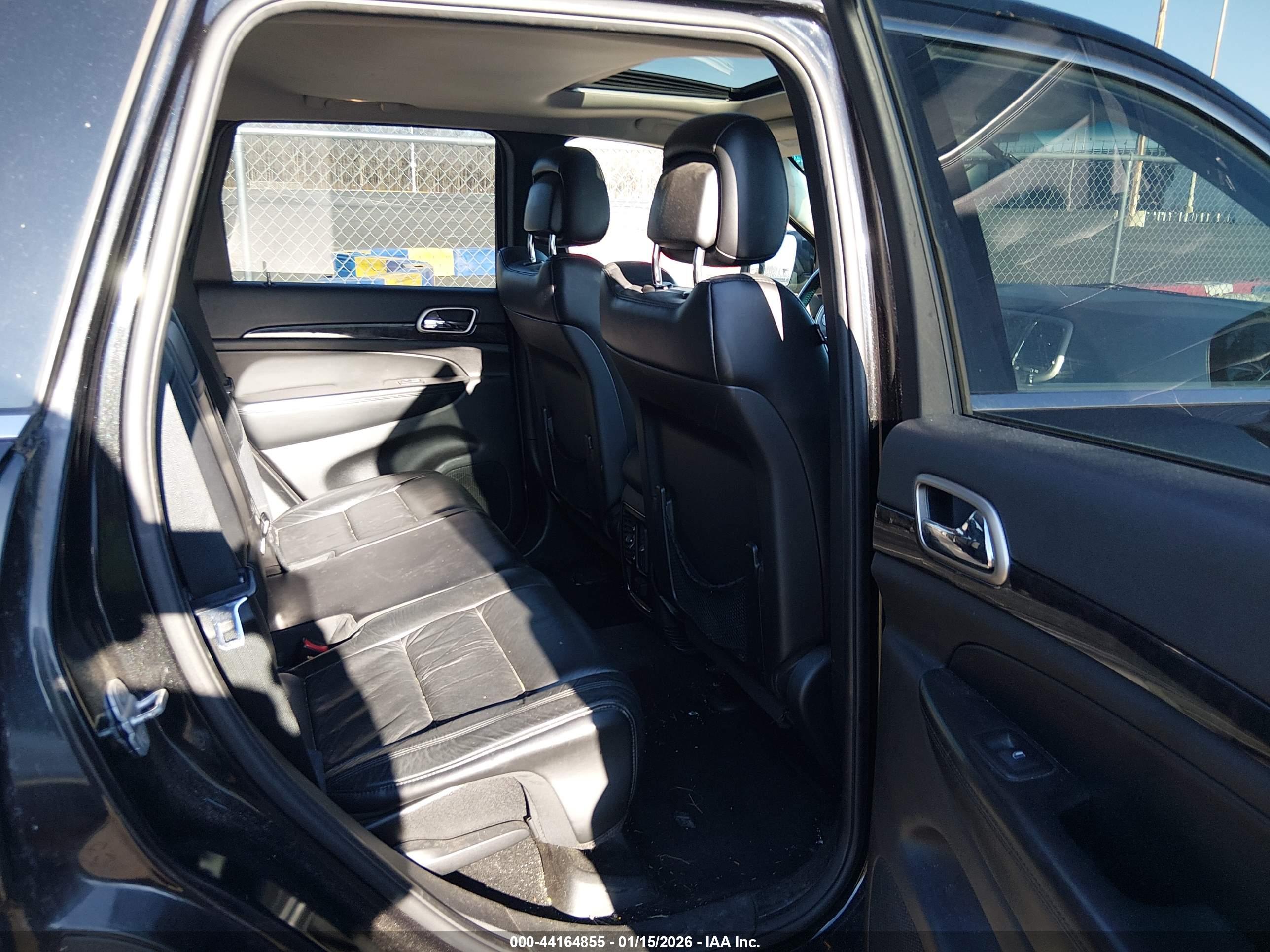 JEEP GRAND image 8