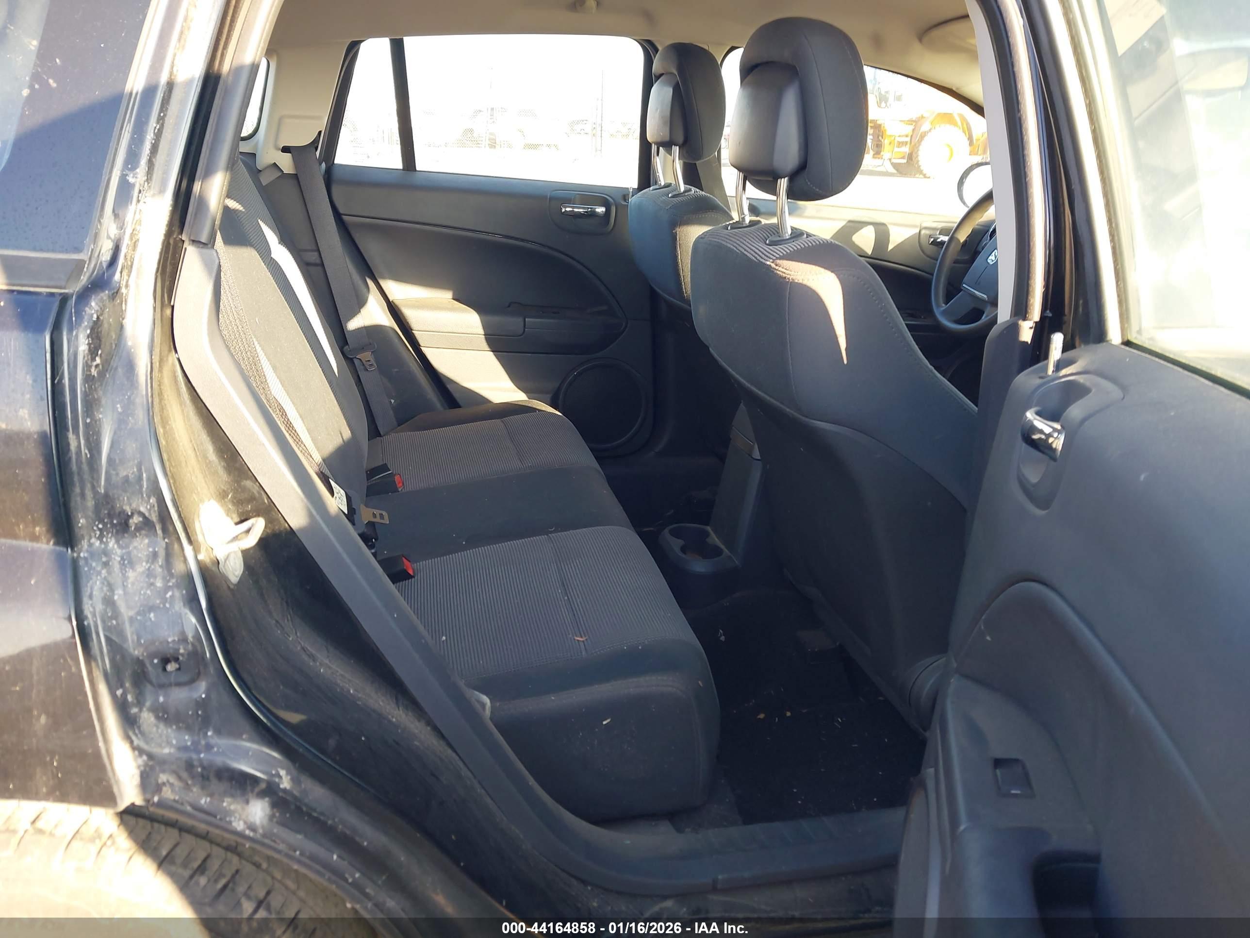 DODGE CALIBER image 8