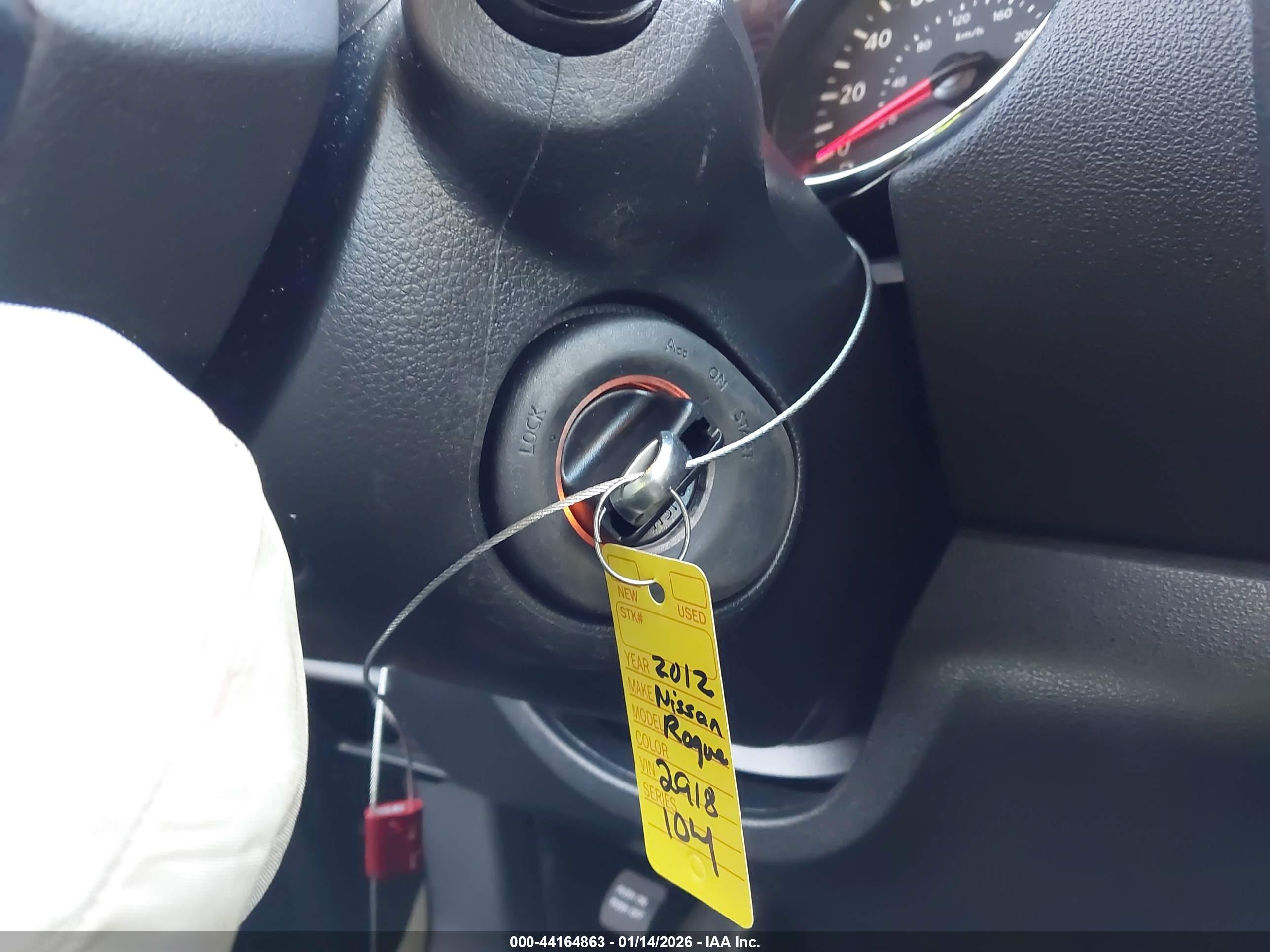 NISSAN ROGUE image 11