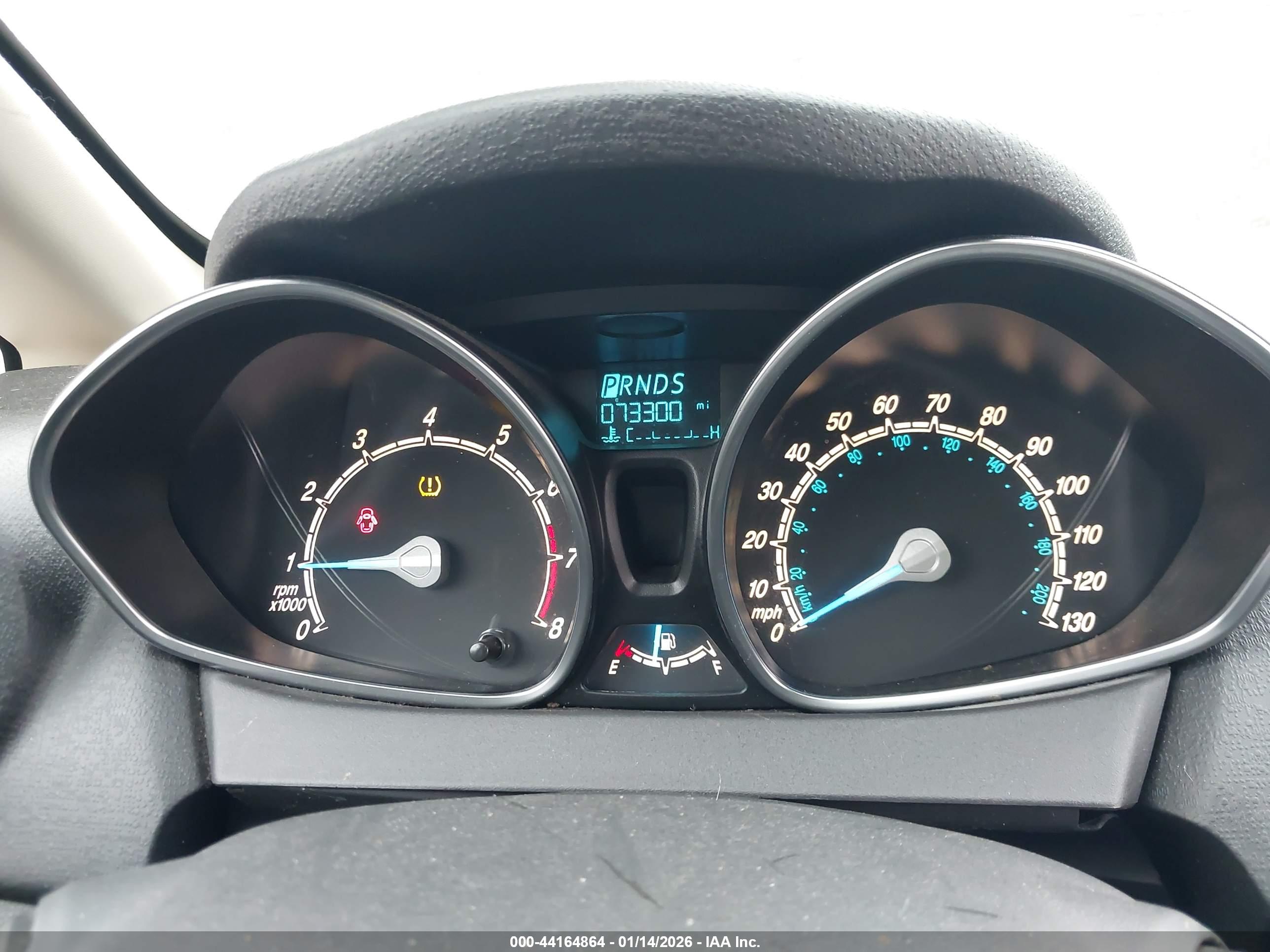 FORD FIESTA image 7