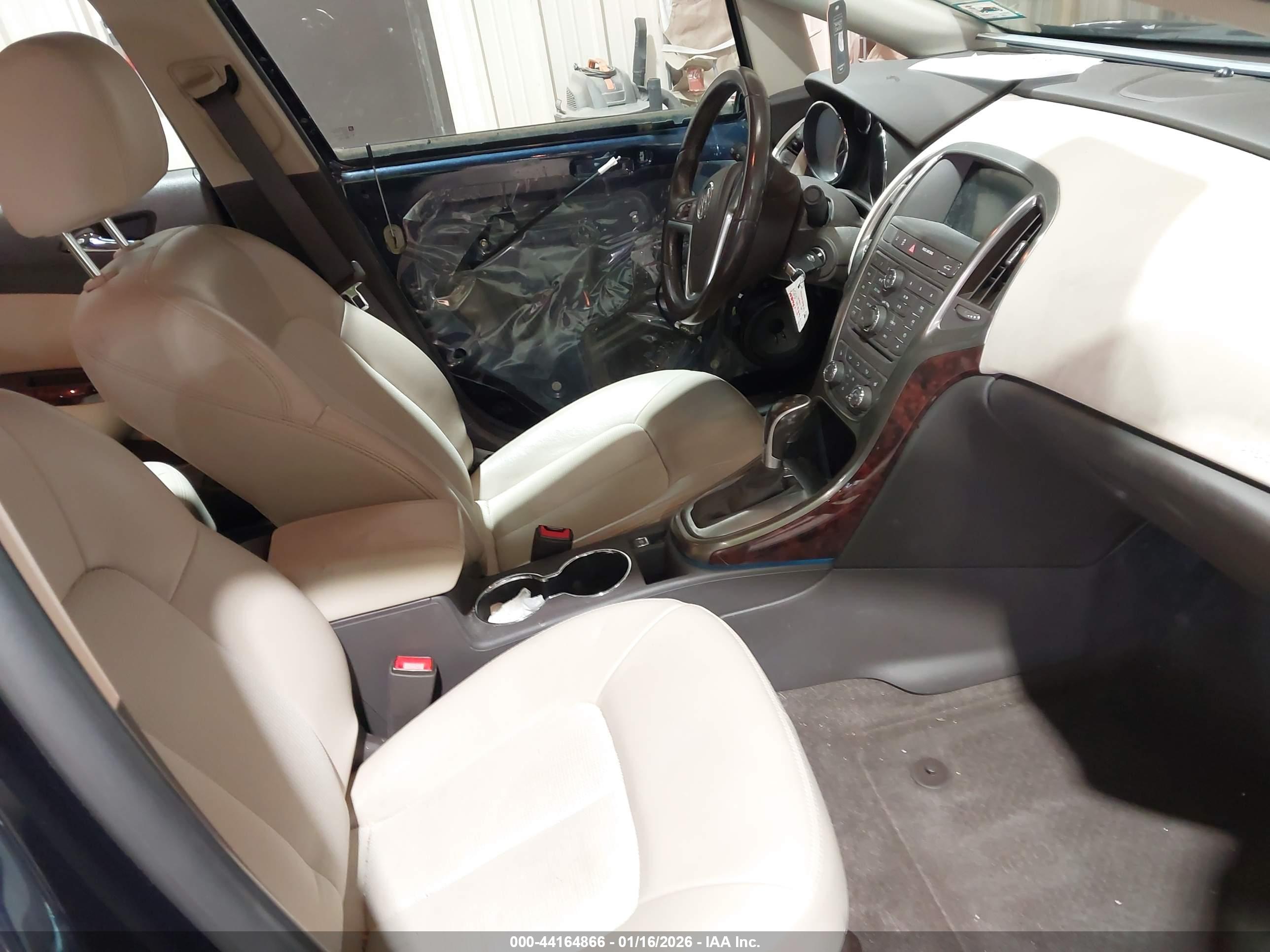 BUICK VERANO image 5