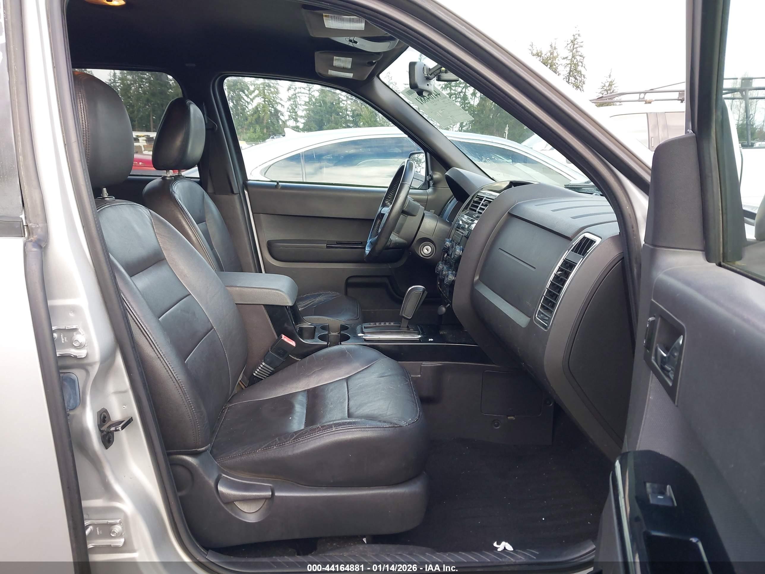 FORD ESCAPE image 5