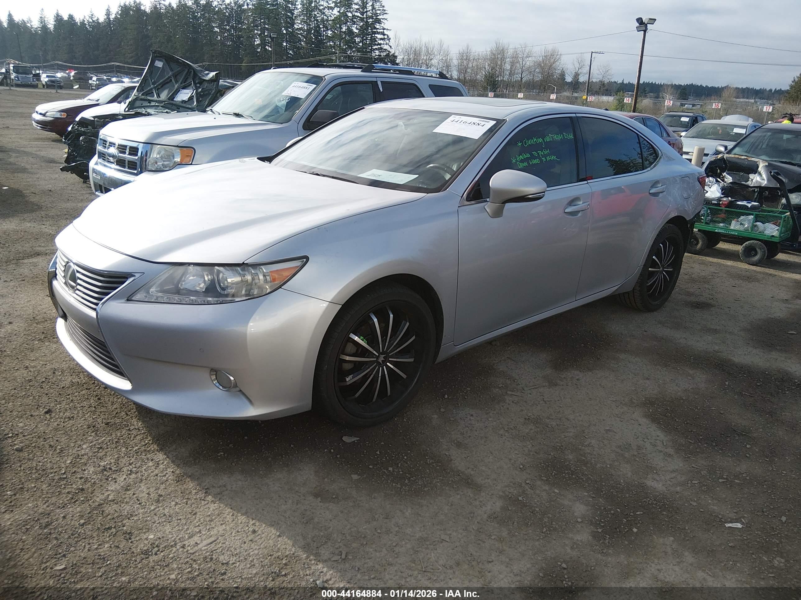 LEXUS ES image 2