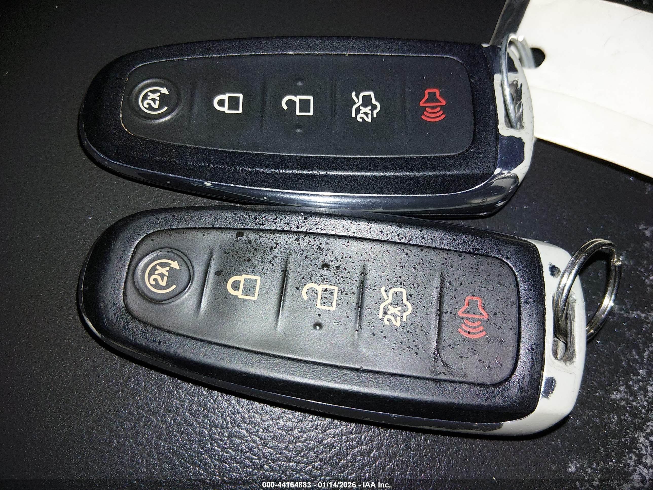 FORD C-MAX image 11