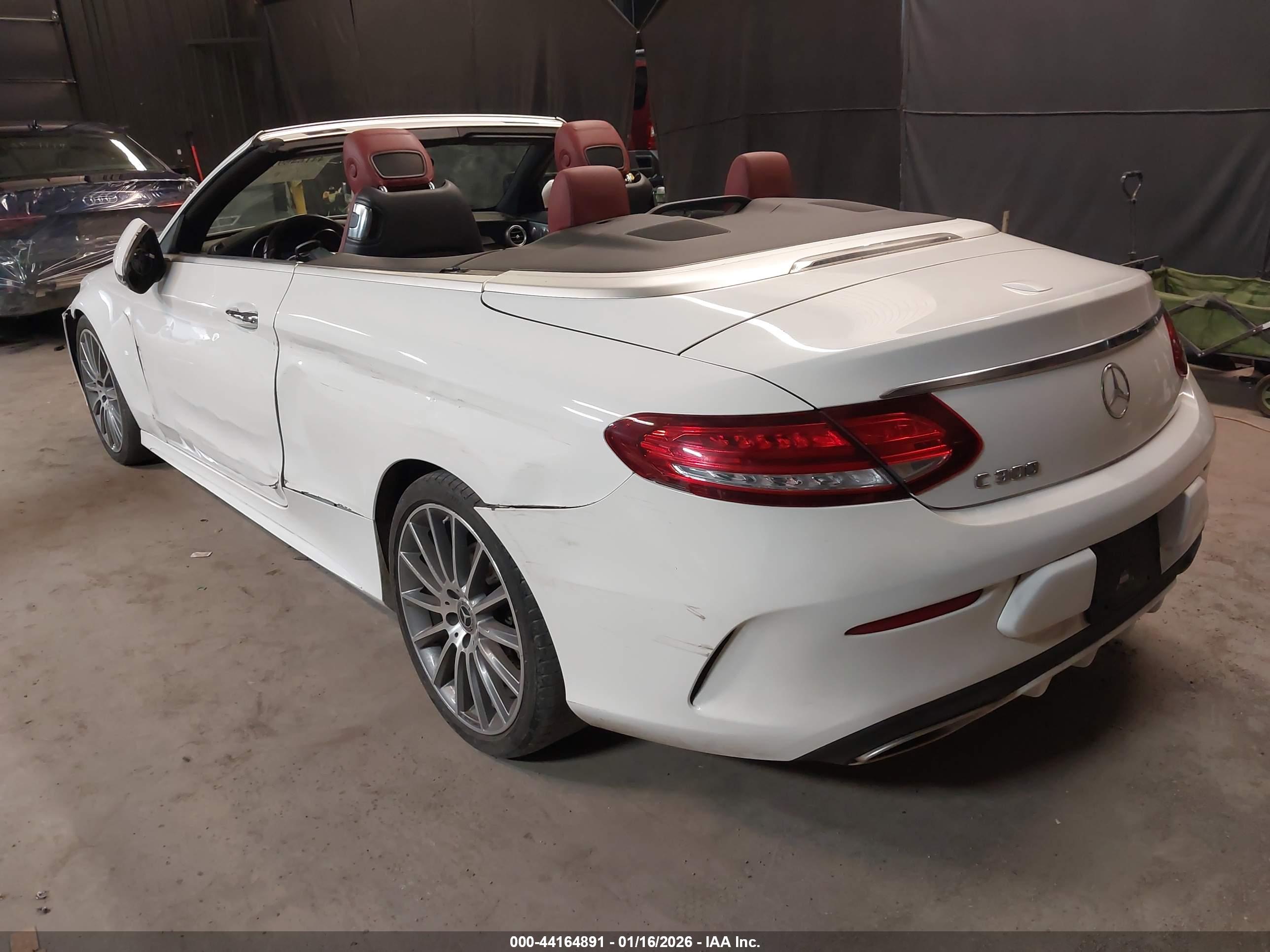 MERCEDES-BENZ C image 3