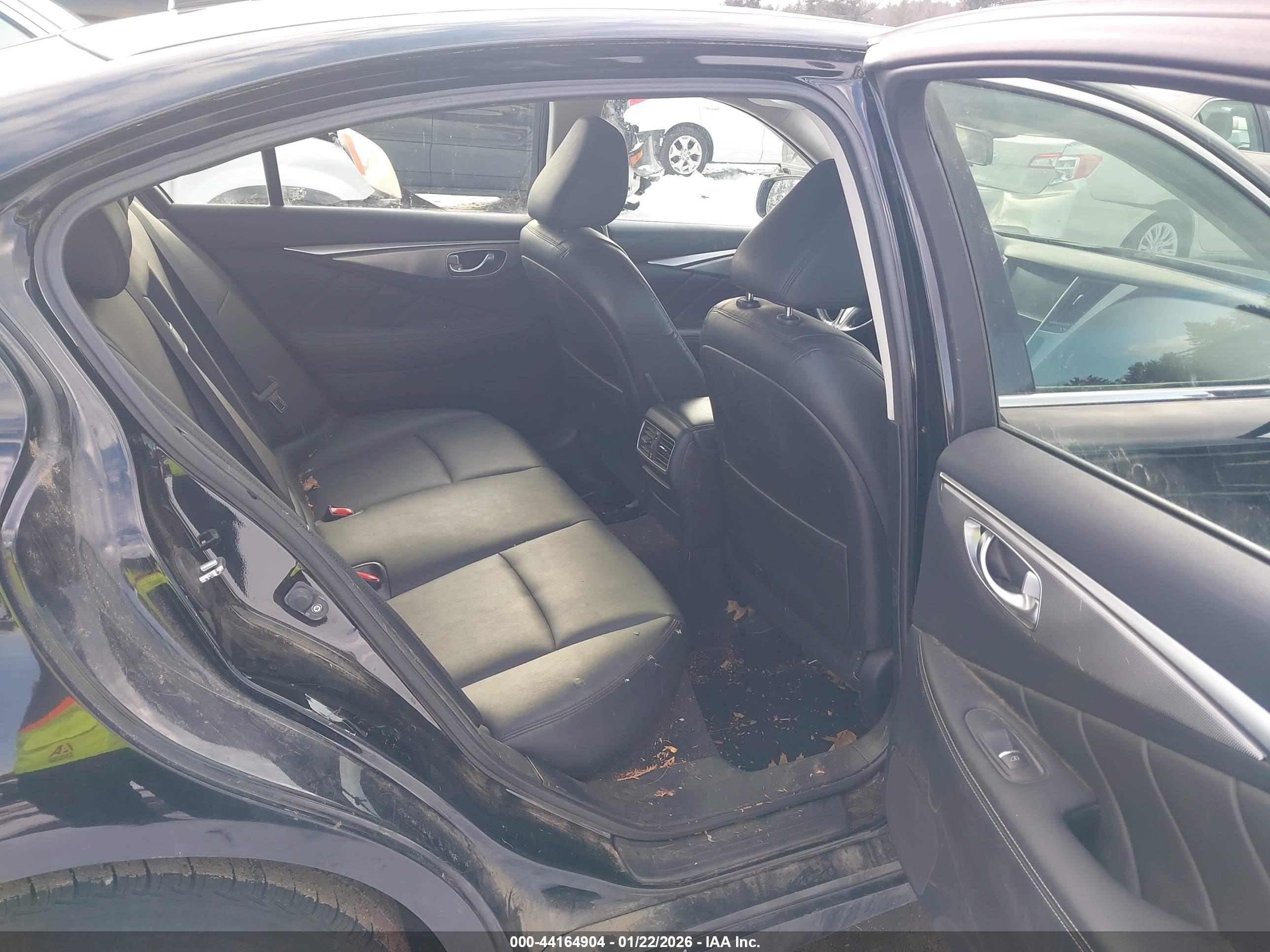 INFINITI Q50 image 8