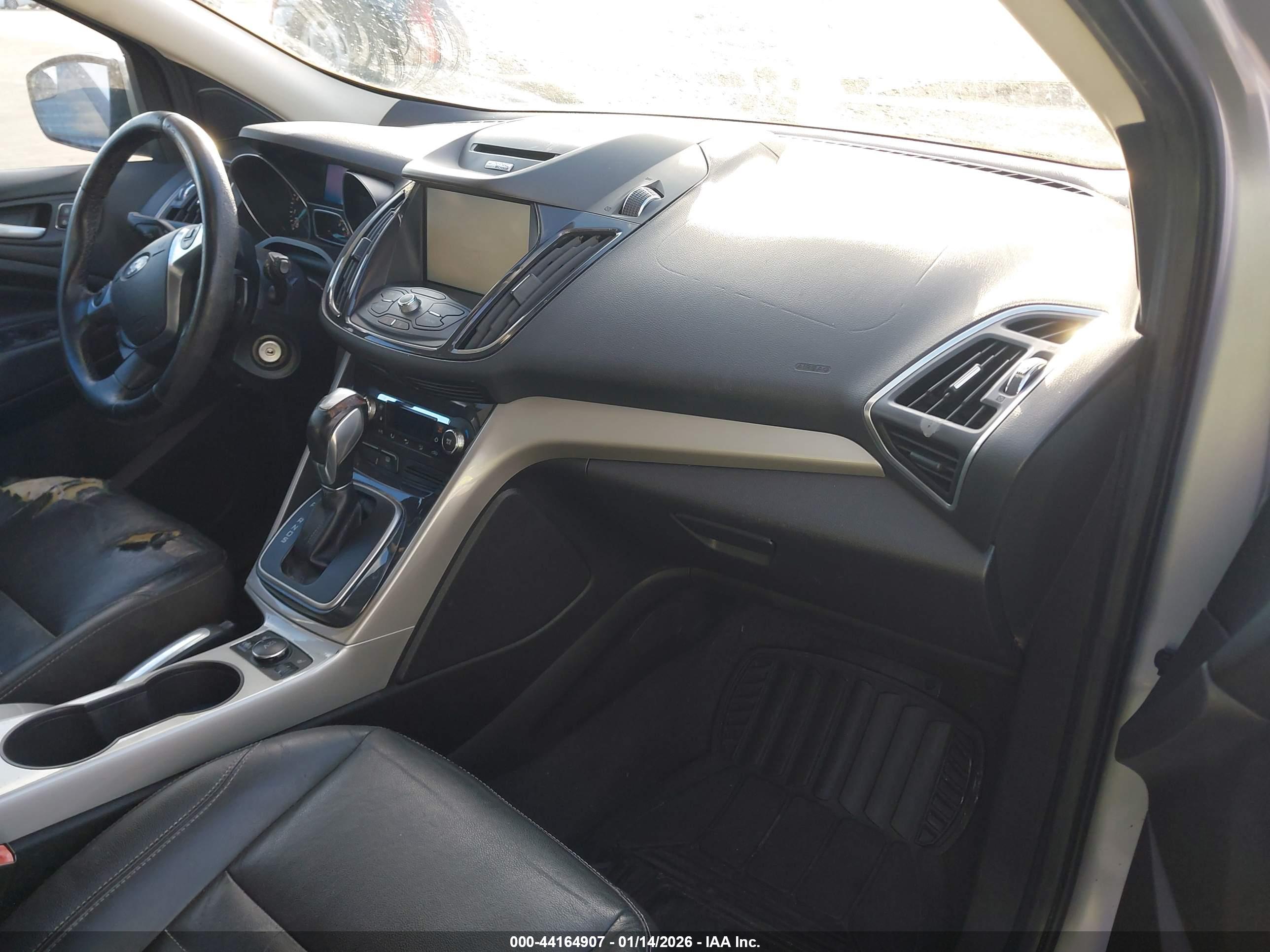 FORD ESCAPE image 5