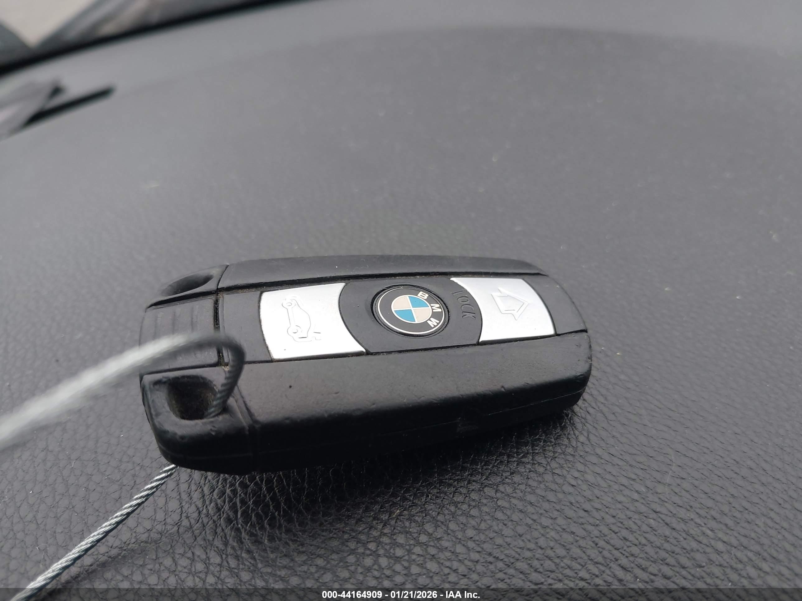 BMW 535I image 11