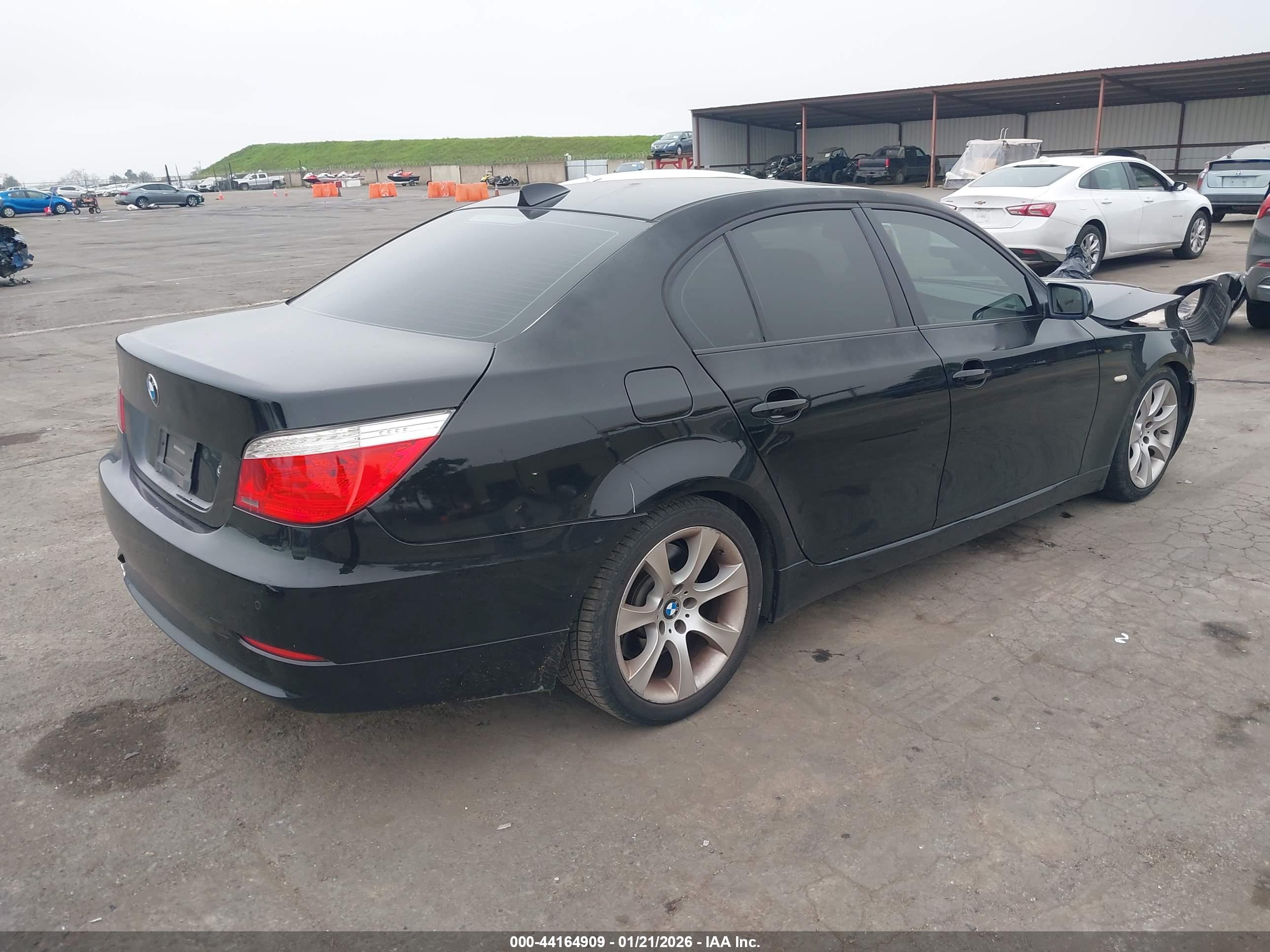 BMW 535I image 4