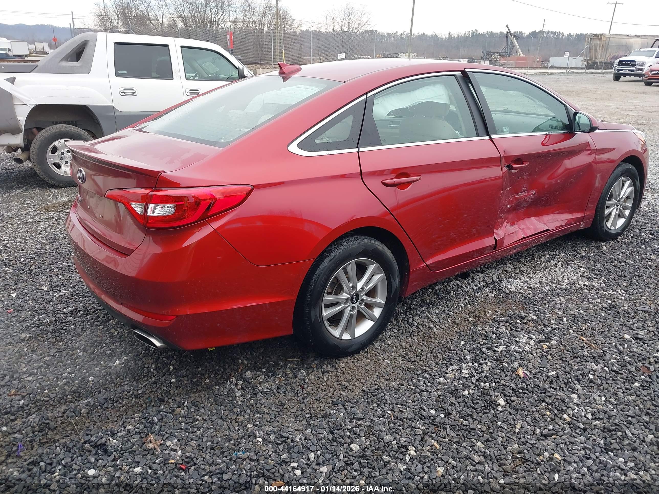 HYUNDAI SONATA image 4
