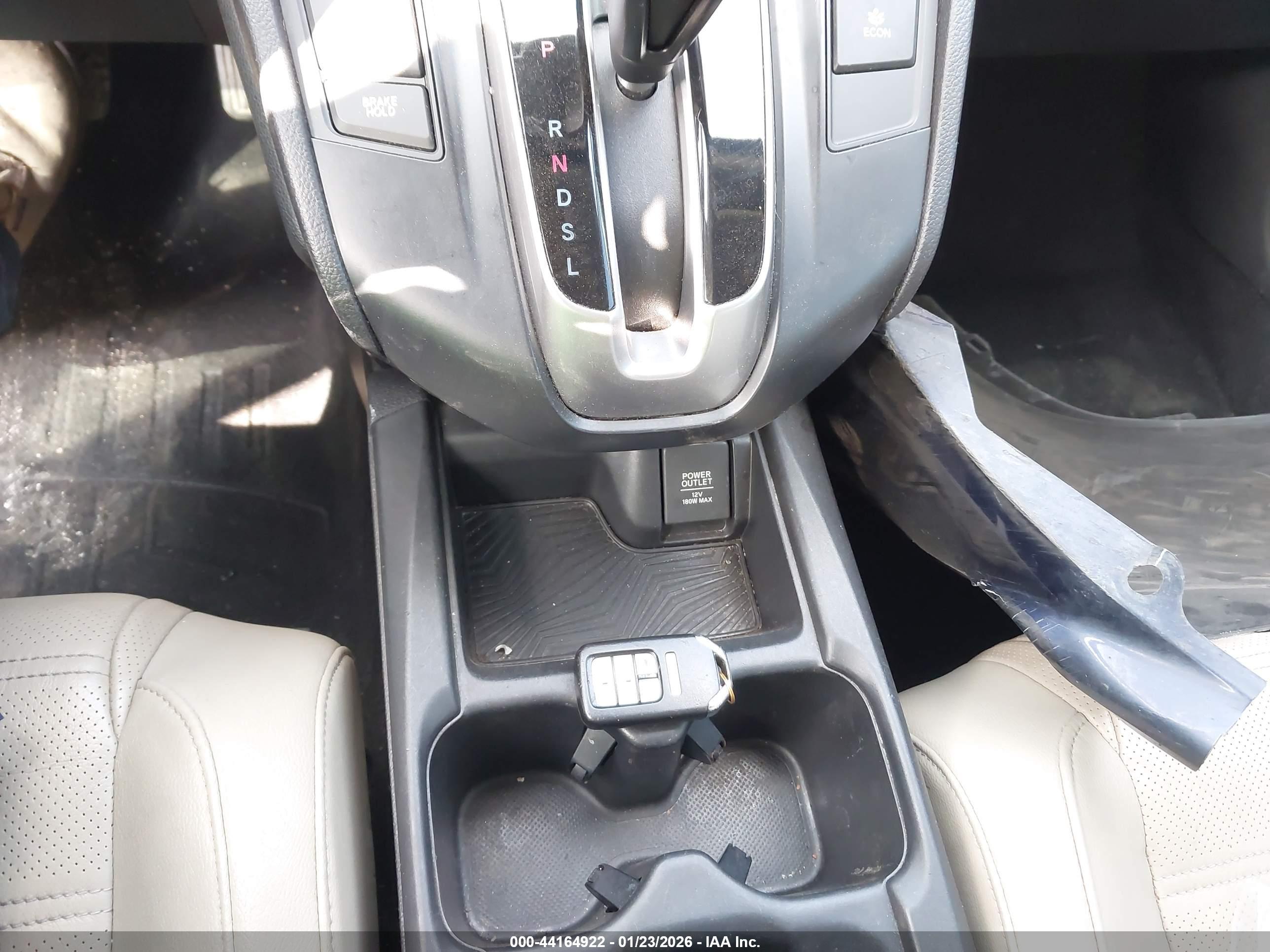 HONDA CR-V image 11