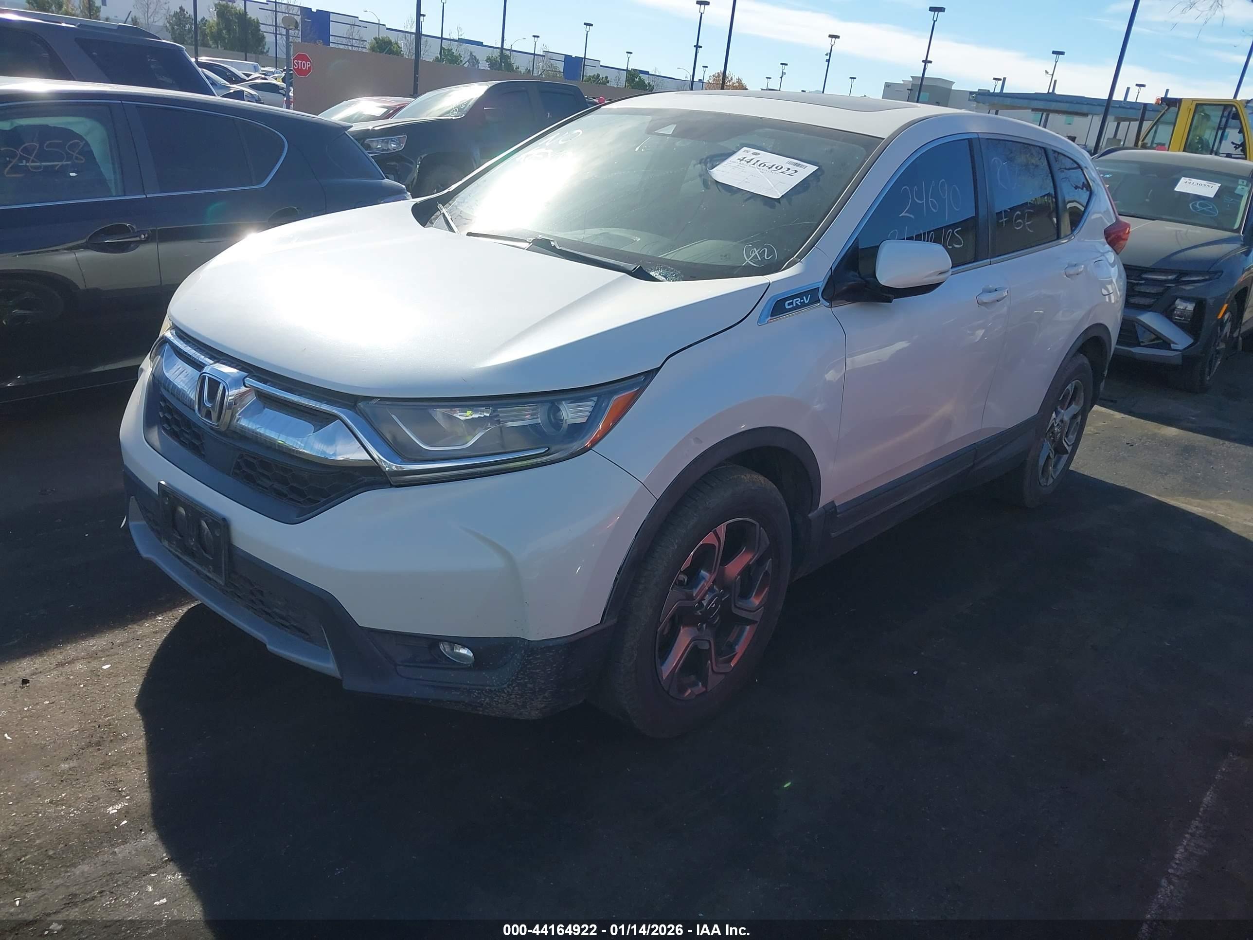 HONDA CR-V image 2