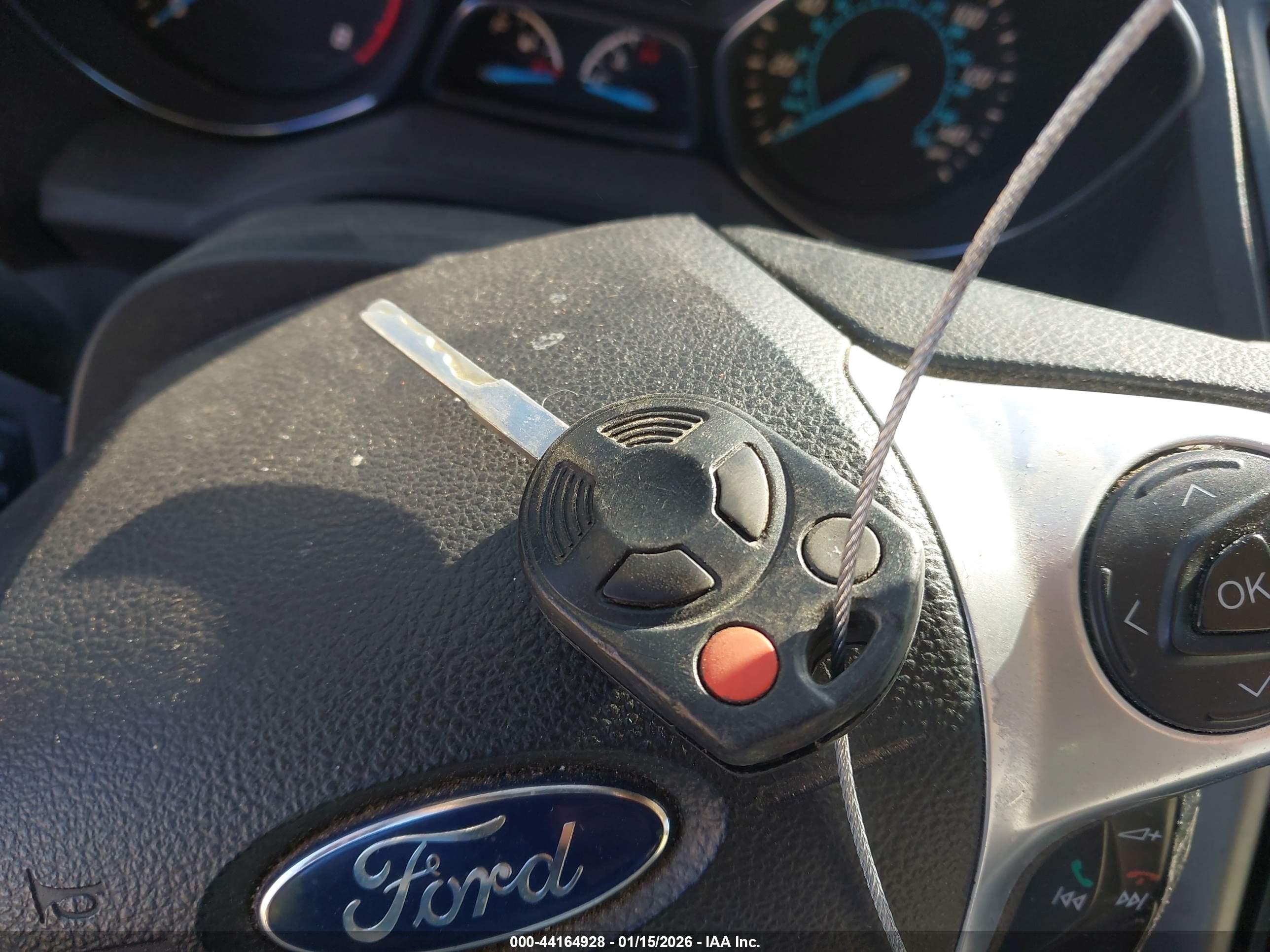FORD ESCAPE image 11
