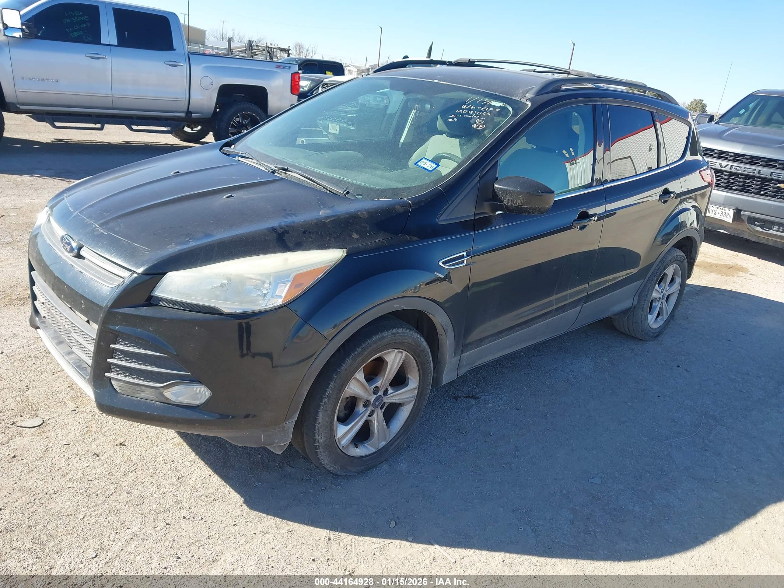 FORD ESCAPE image 2