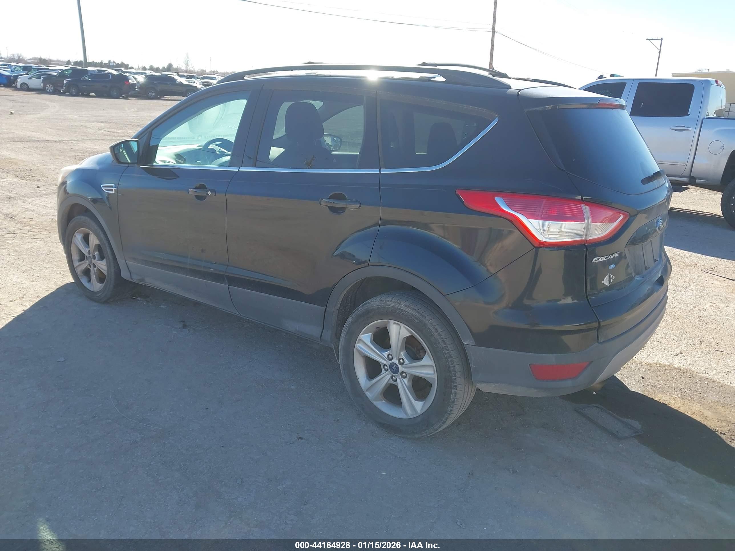 FORD ESCAPE image 3