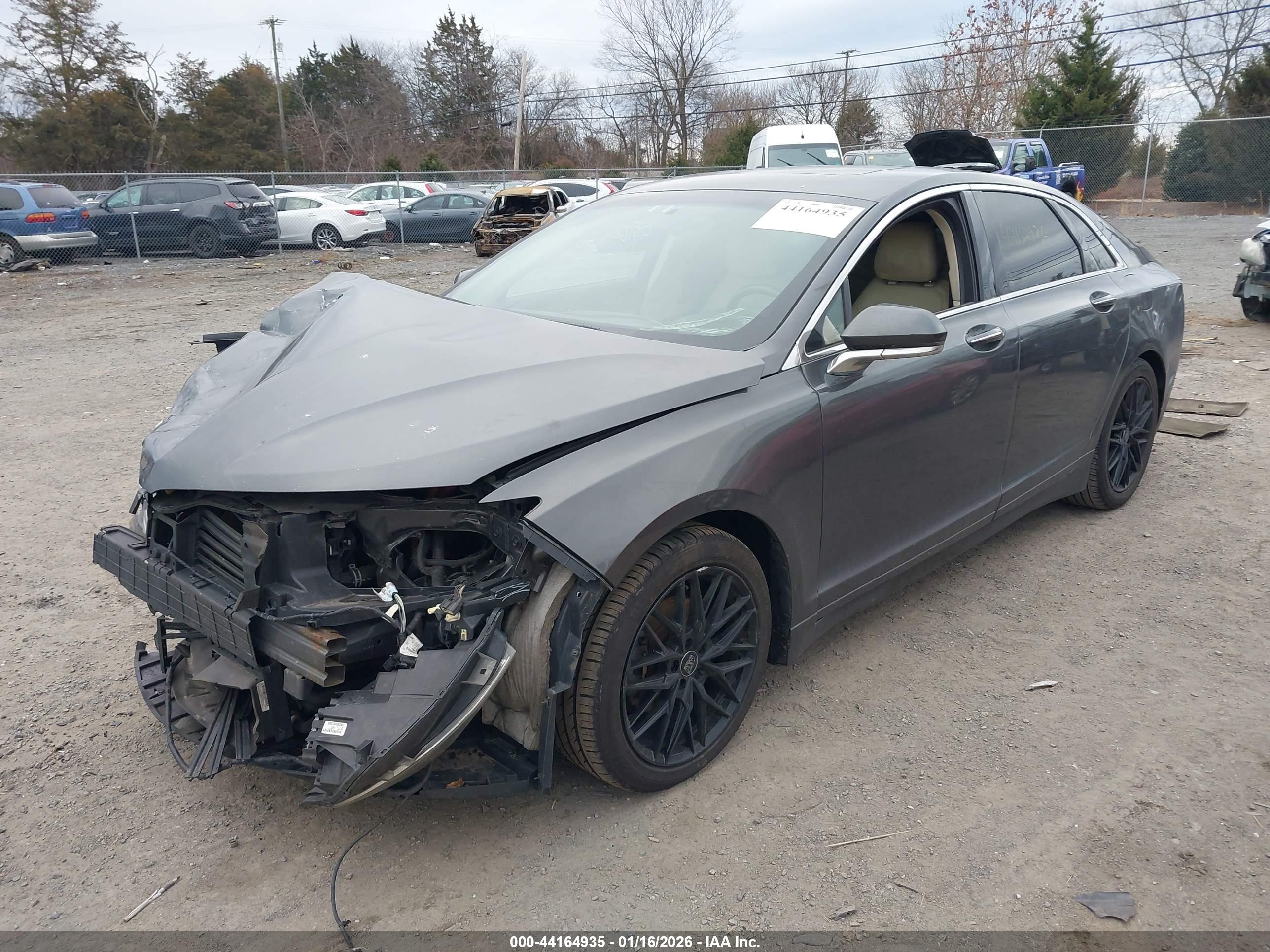 LINCOLN MKZ image 2