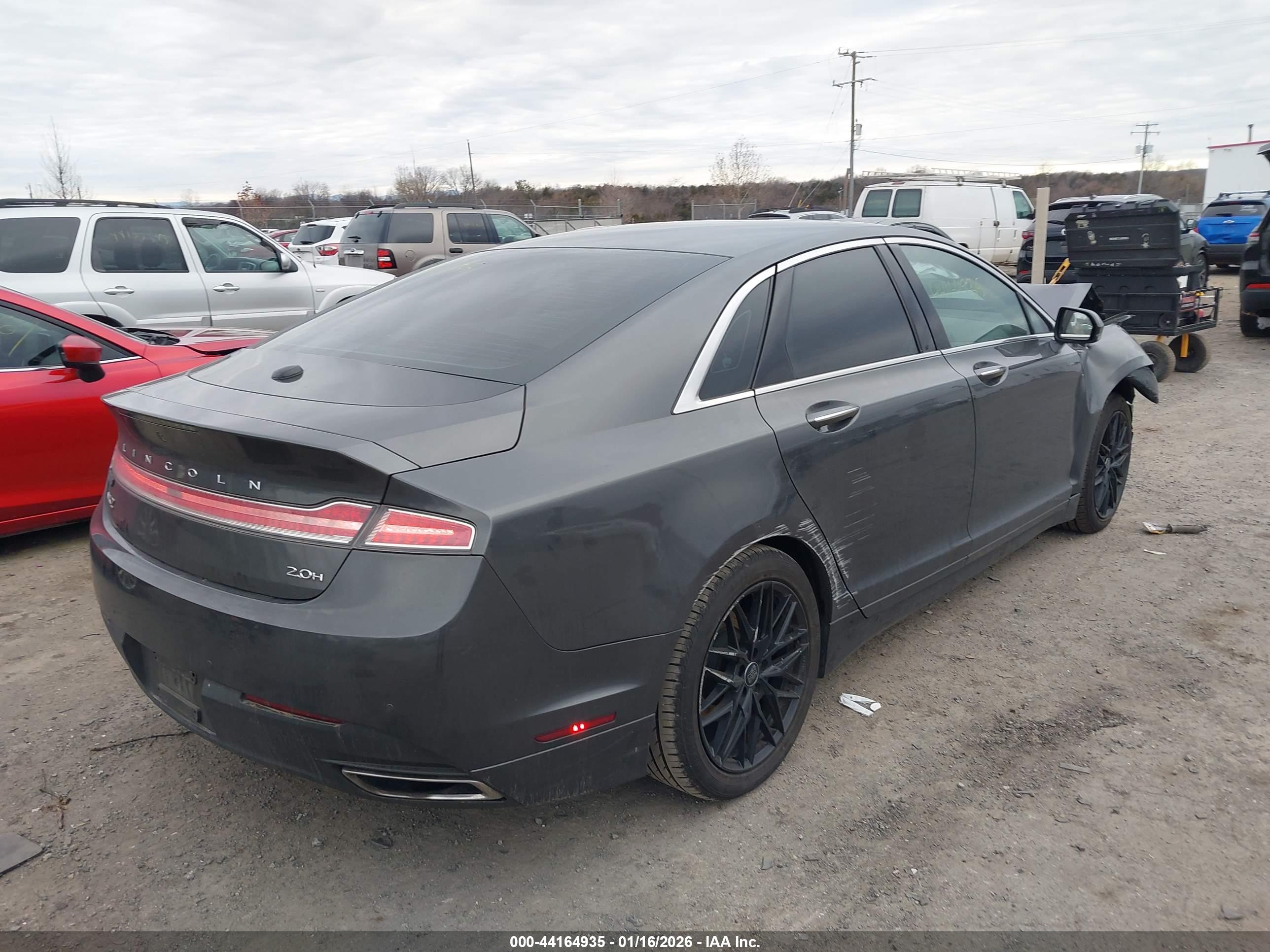 LINCOLN MKZ image 4