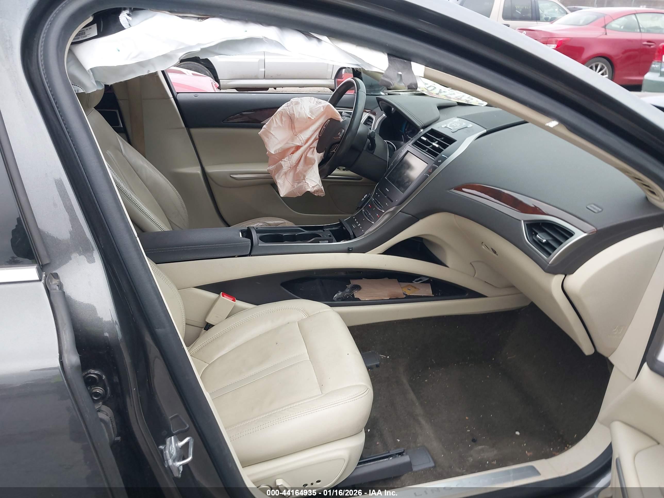 LINCOLN MKZ image 5