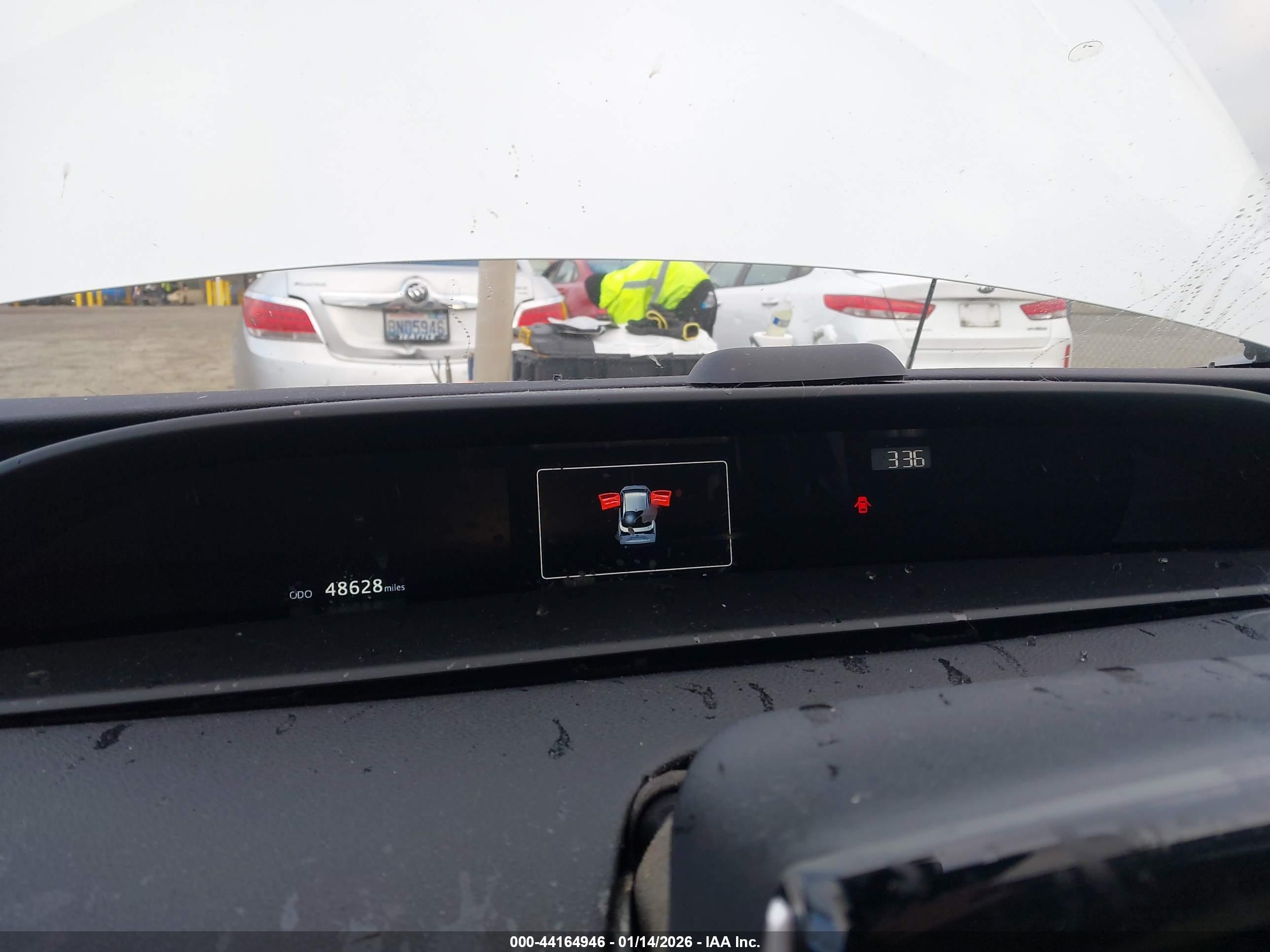 TOYOTA PRIUS image 7