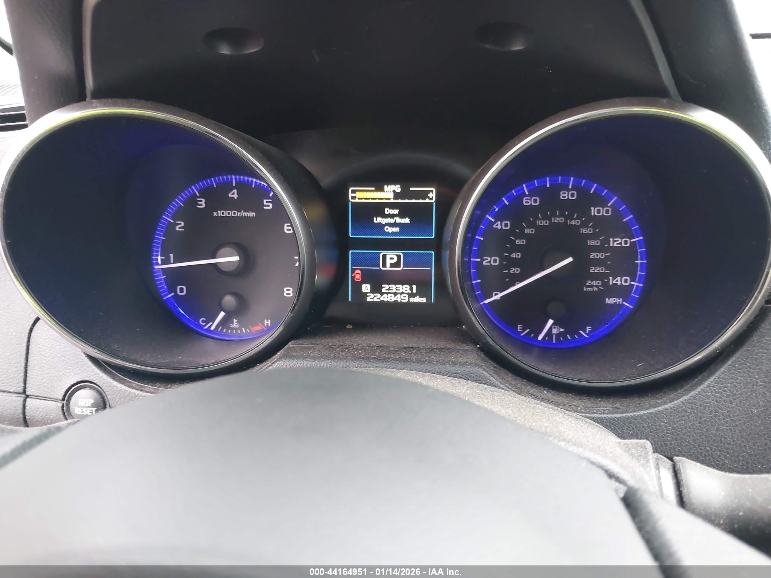 SUBARU OUTBACK image 7