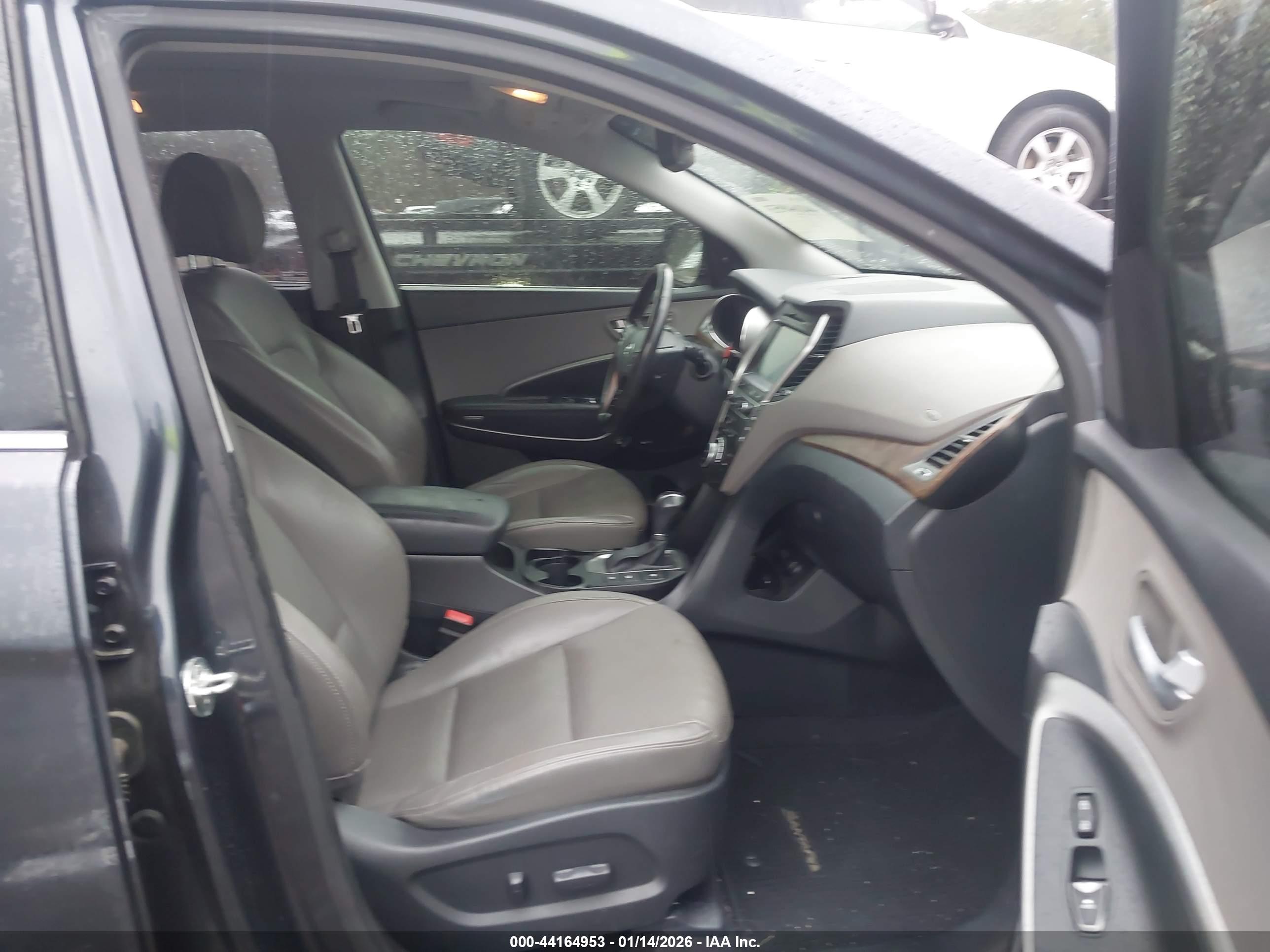 HYUNDAI SANTA image 5