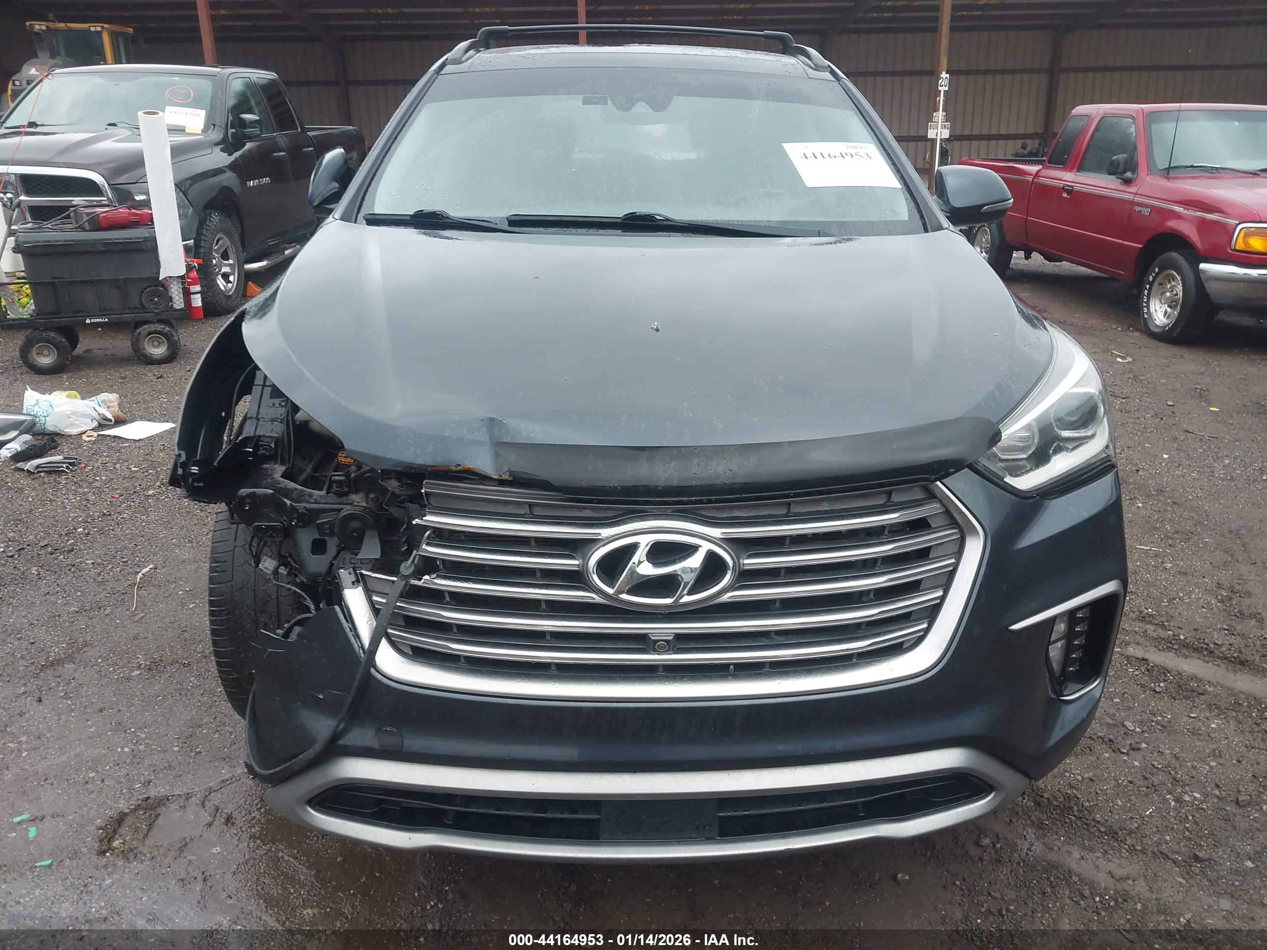HYUNDAI SANTA image 6