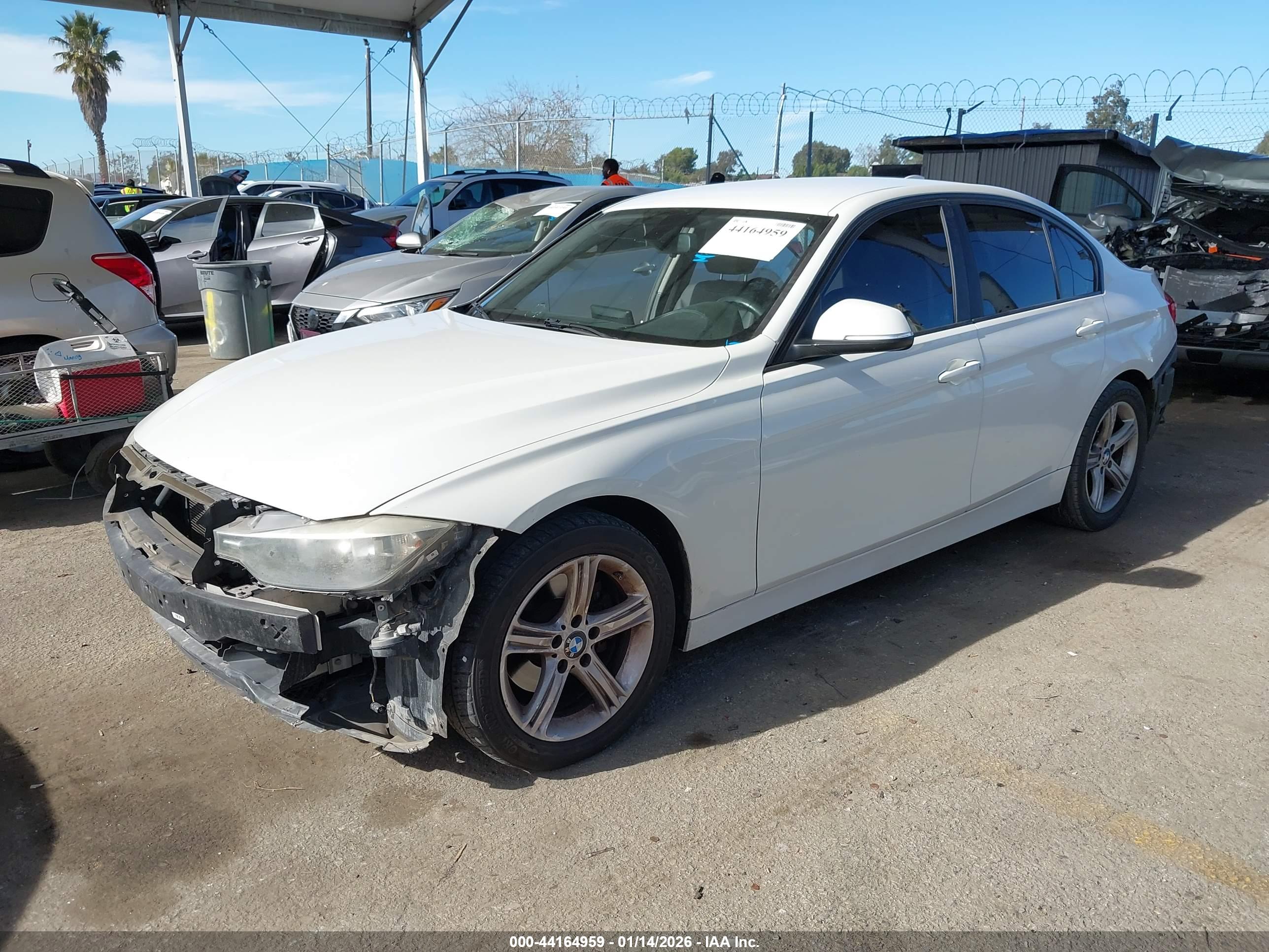 BMW 328I image 2