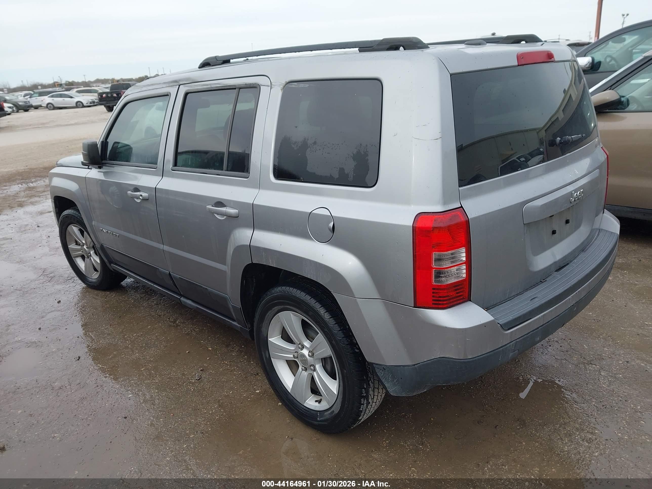 JEEP PATRIOT image 3
