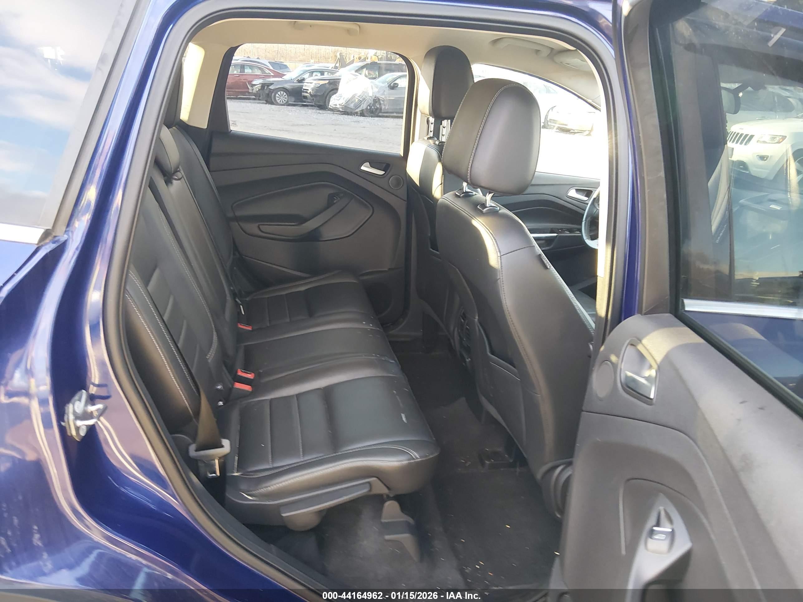 FORD ESCAPE image 8