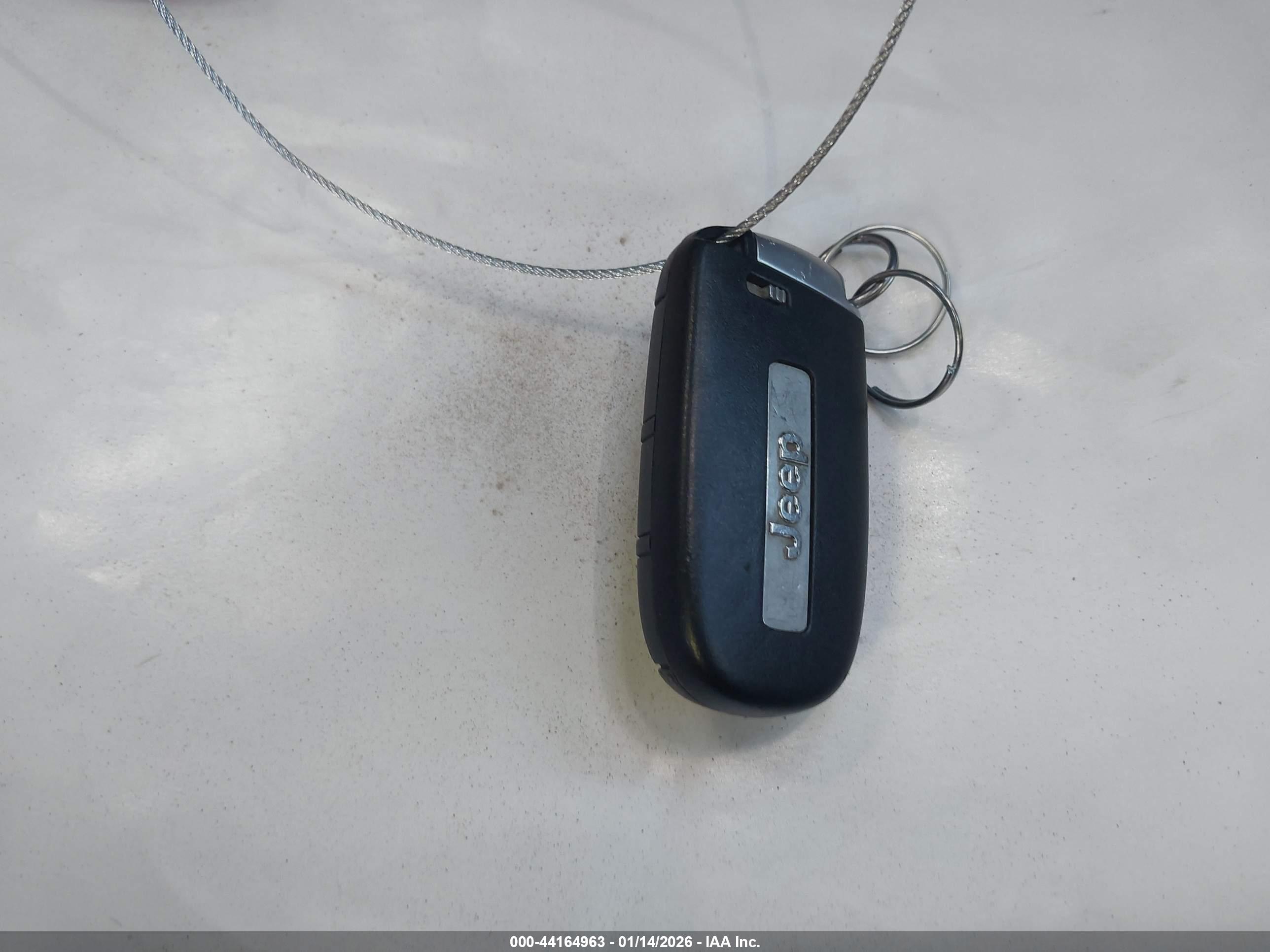 JEEP GRAND image 11