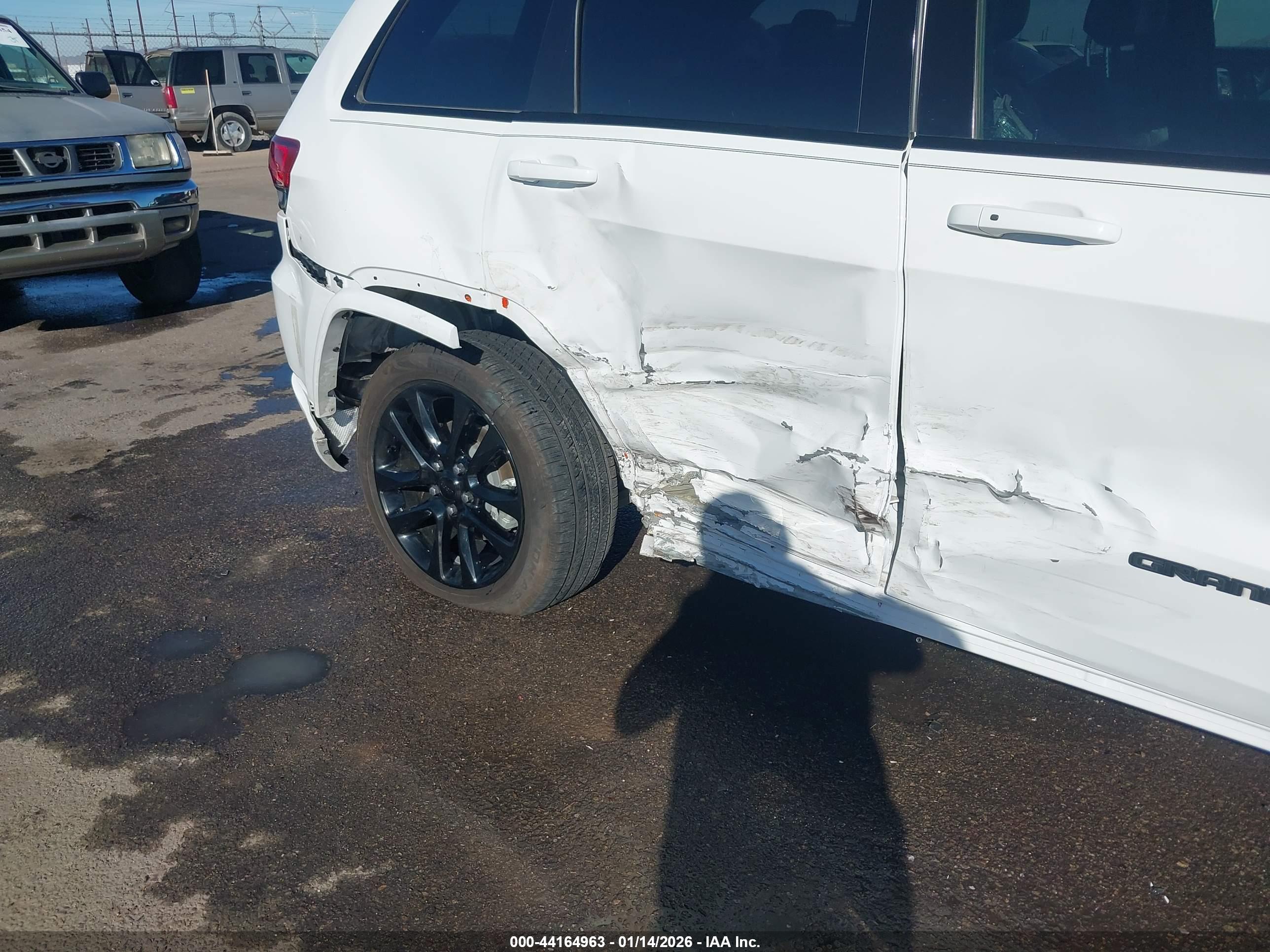 JEEP GRAND image 6