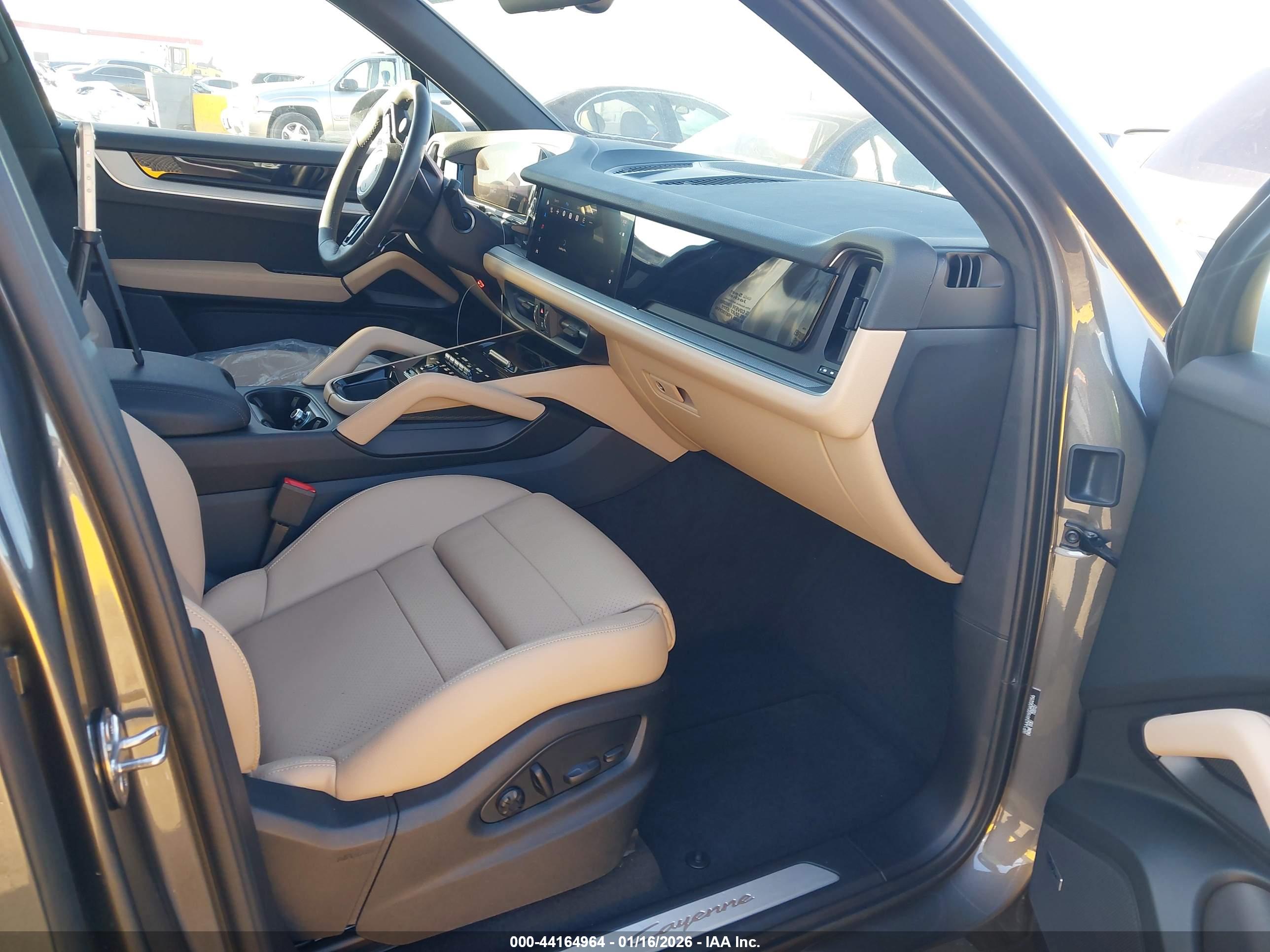 PORSCHE CAYENNE image 5