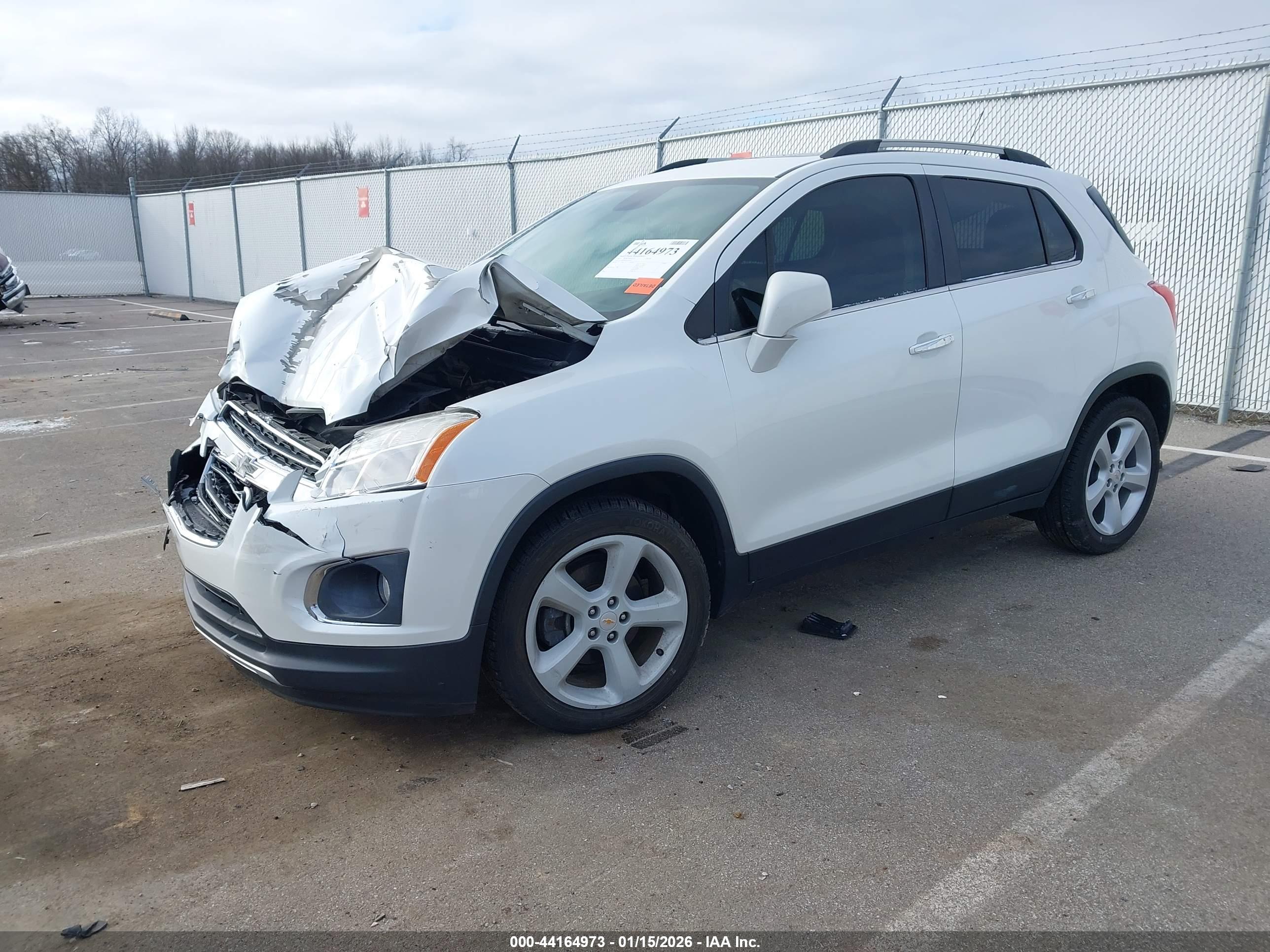 CHEVROLET TRAX image 2