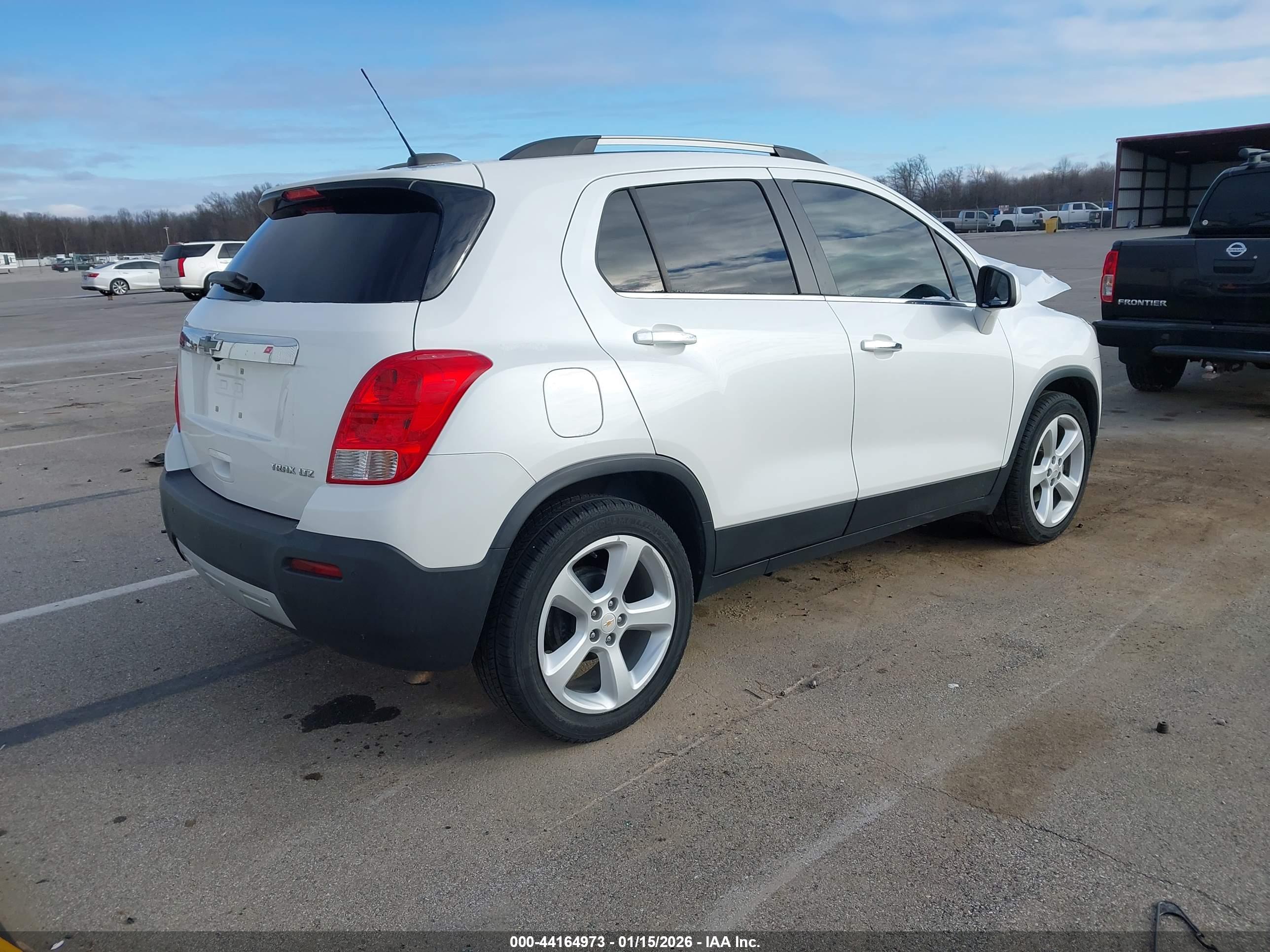CHEVROLET TRAX image 4