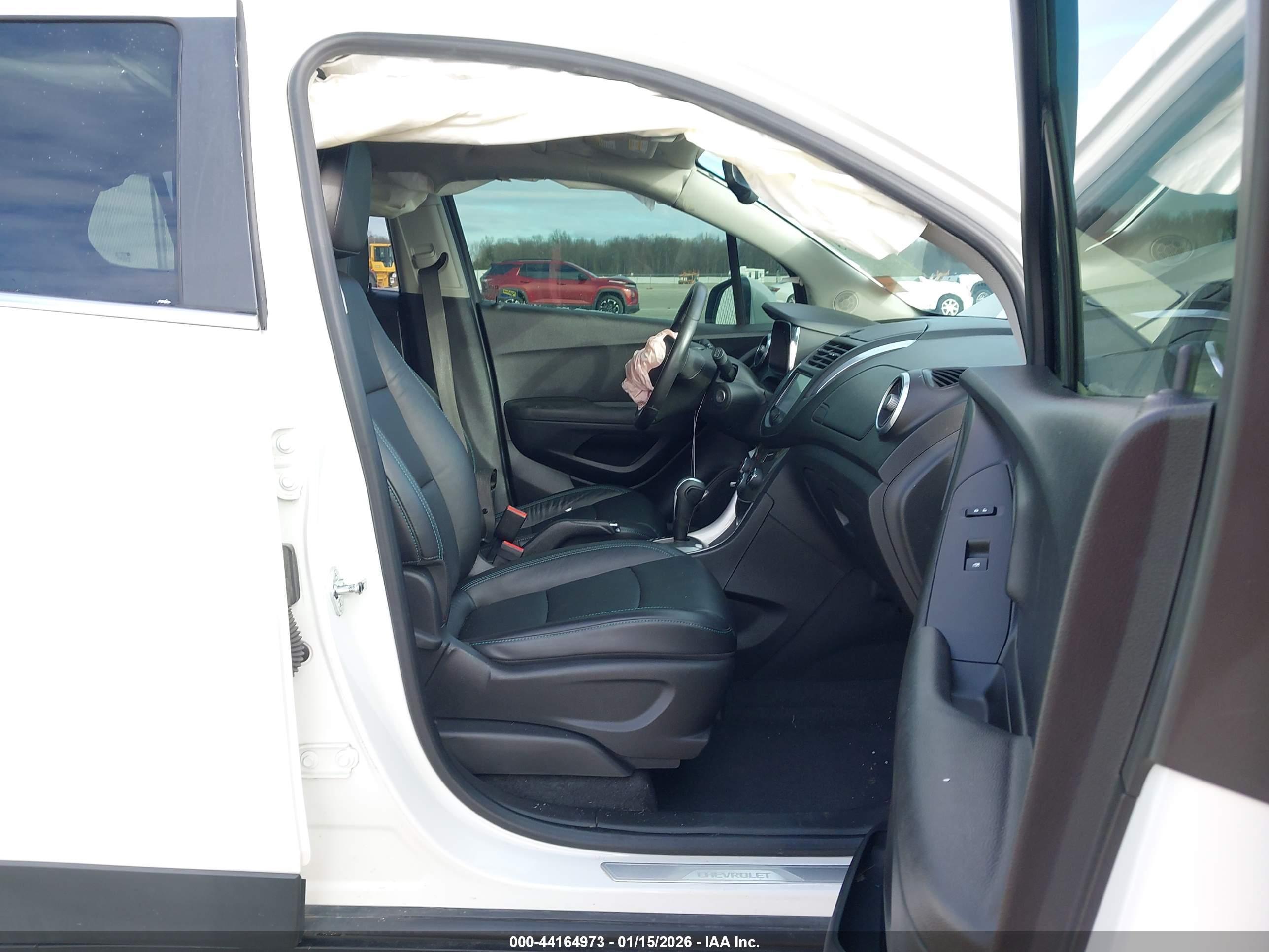 CHEVROLET TRAX image 5