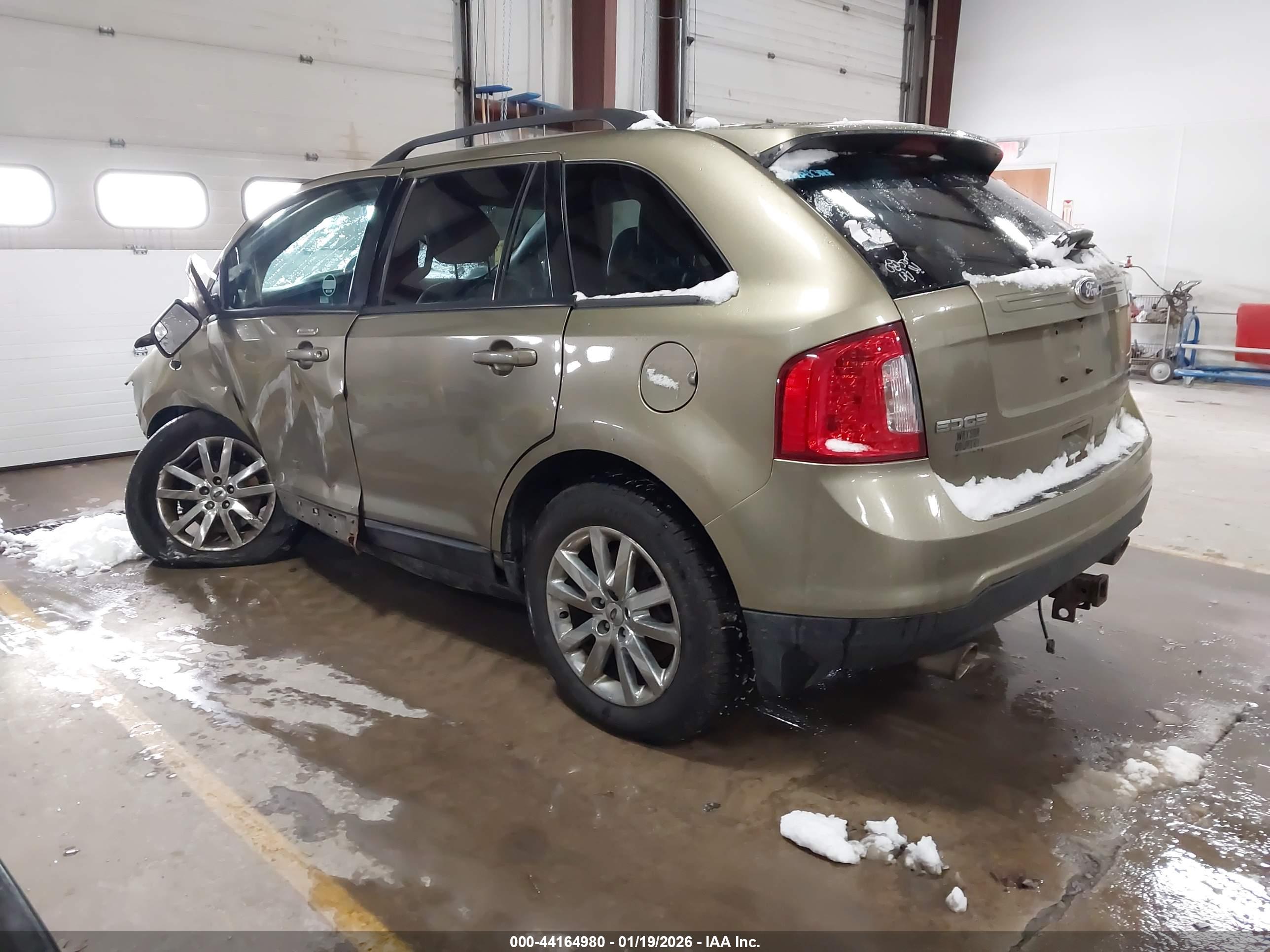 FORD EDGE image 3