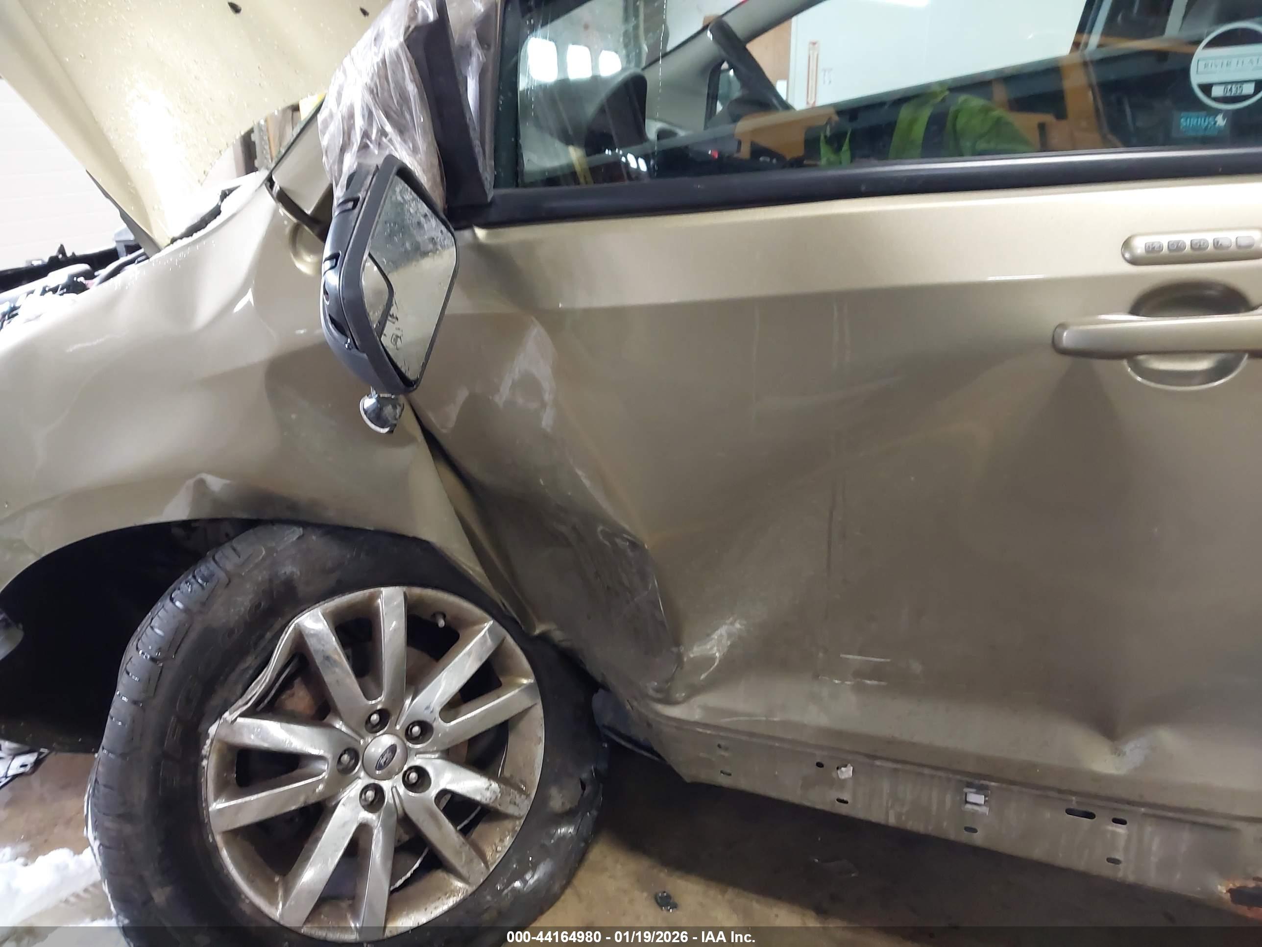 FORD EDGE image 6