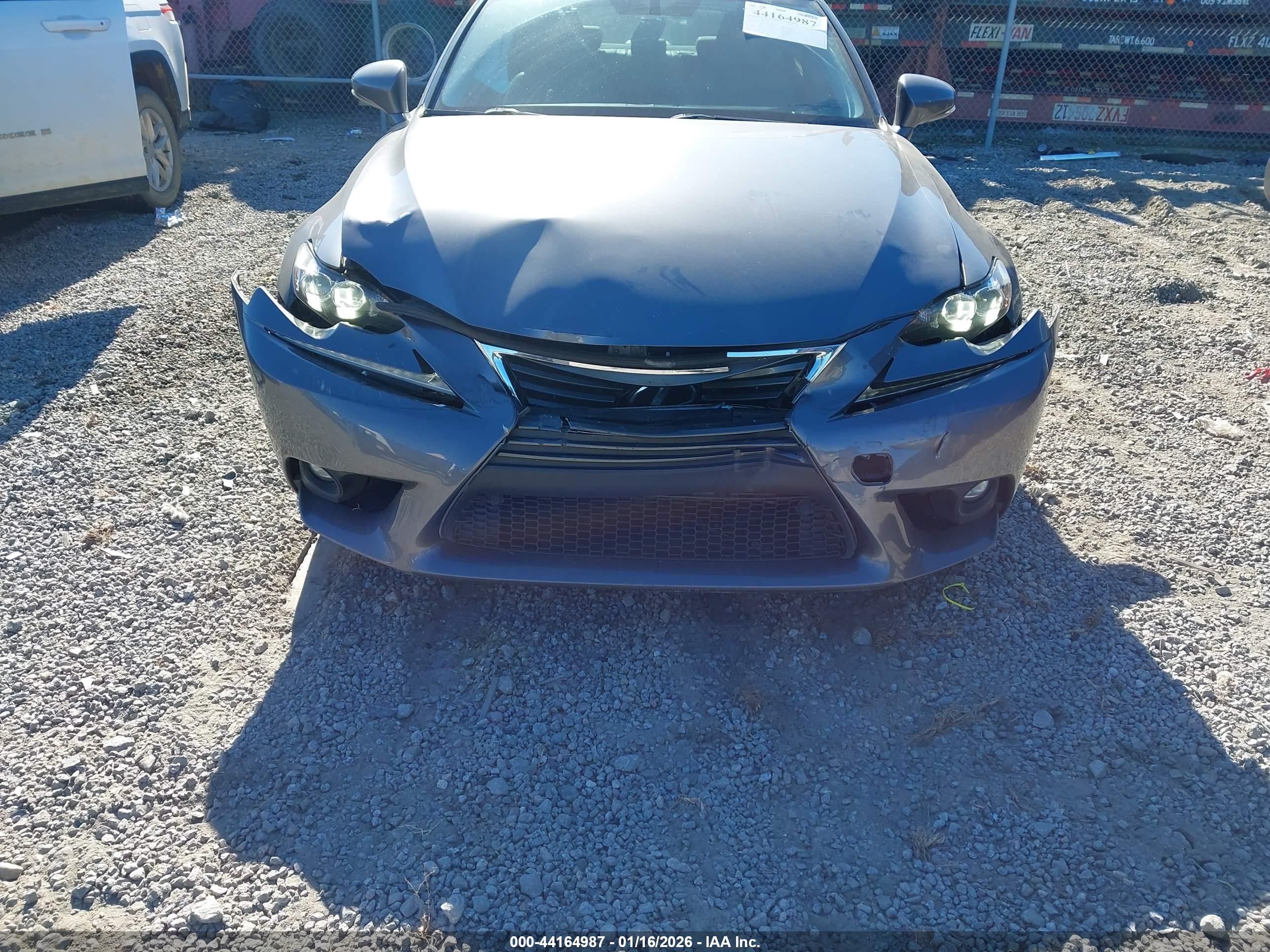 LEXUS IS image 6