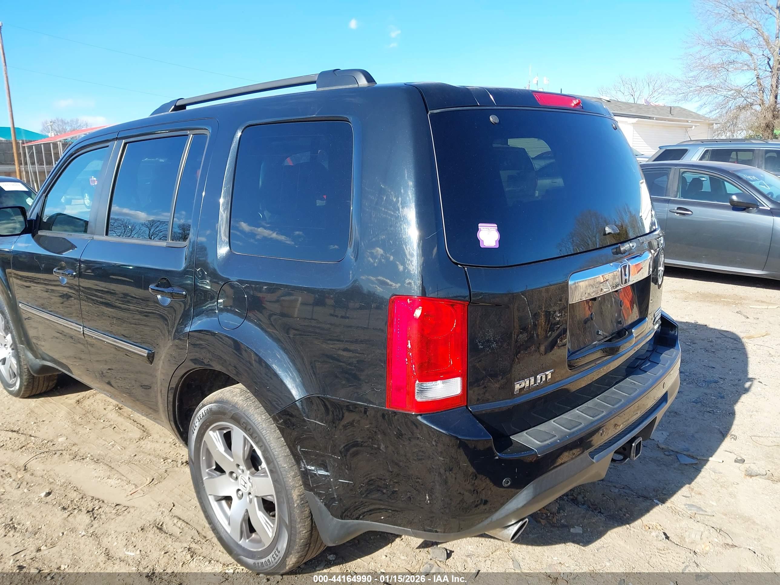 HONDA PILOT image 3