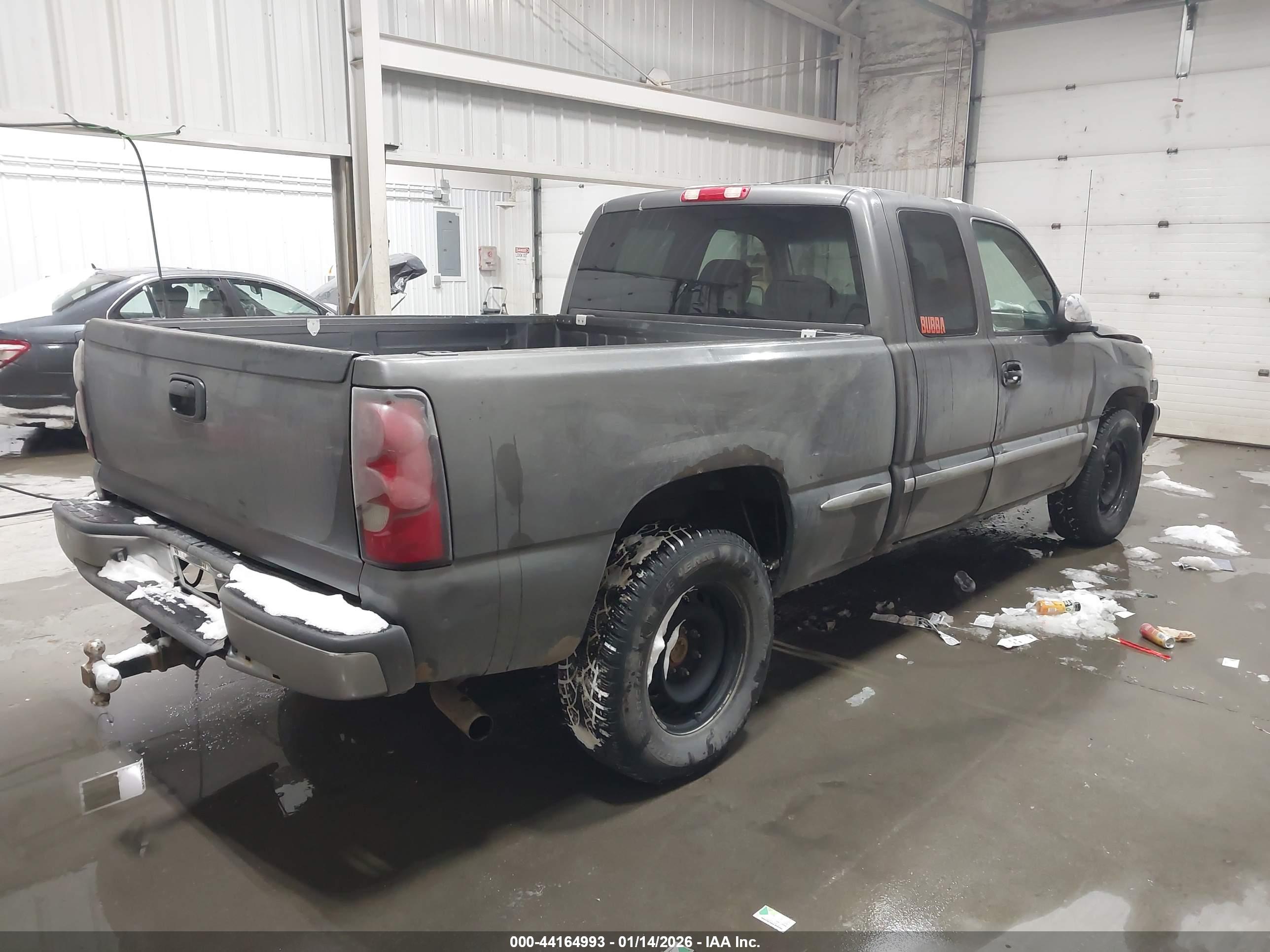 GMC SIERRA image 4