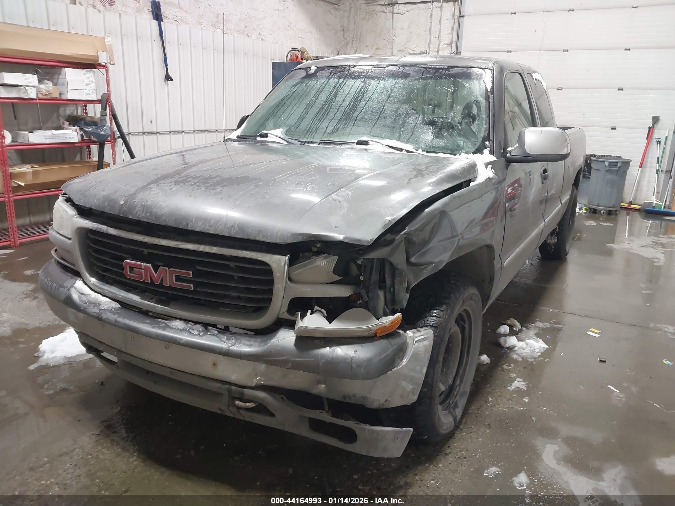 GMC SIERRA image 6