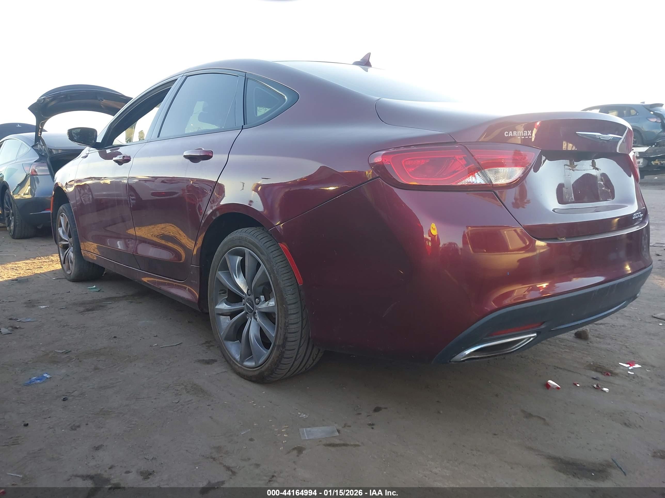 CHRYSLER 200 image 3
