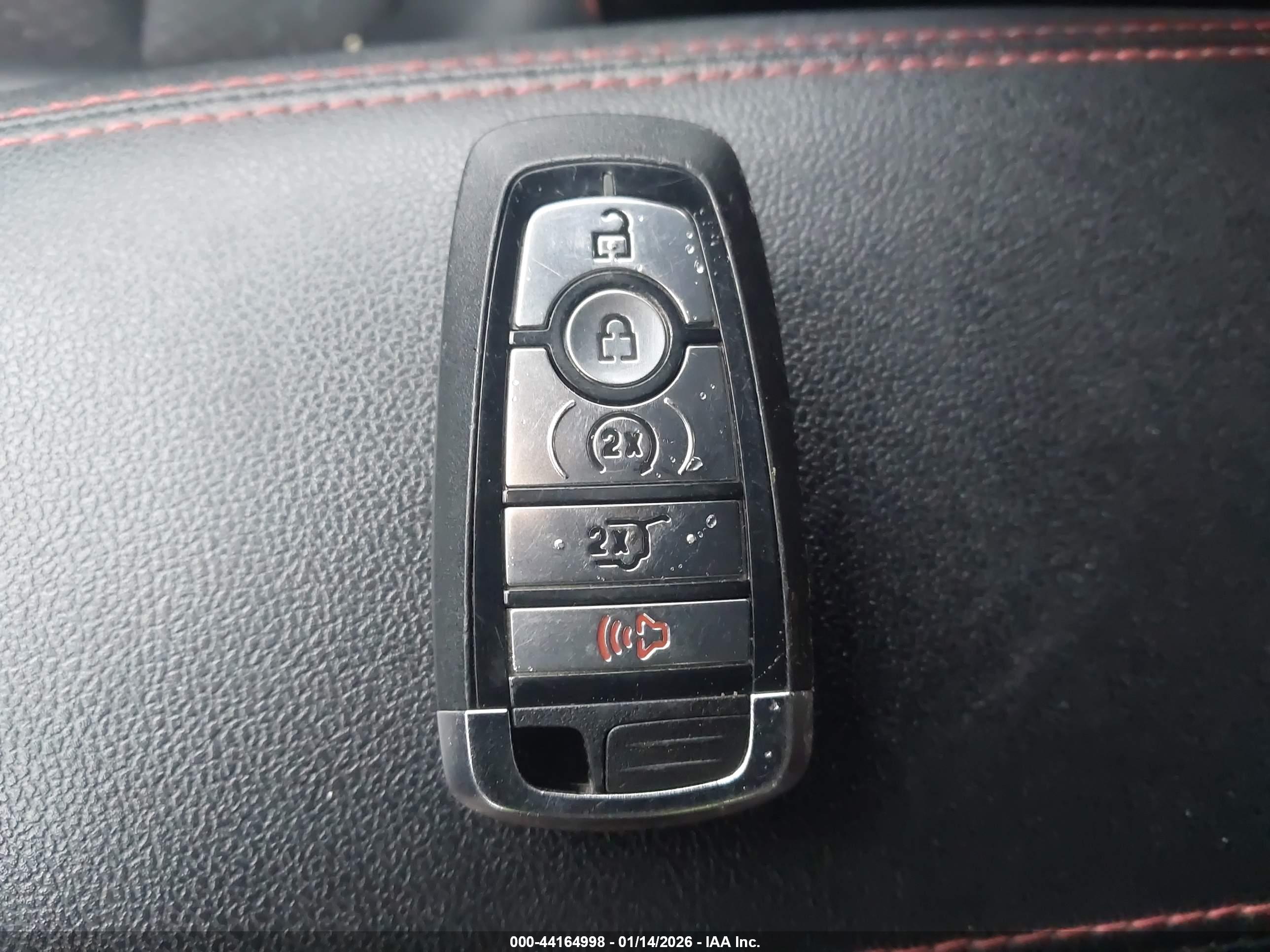 FORD ESCAPE image 11