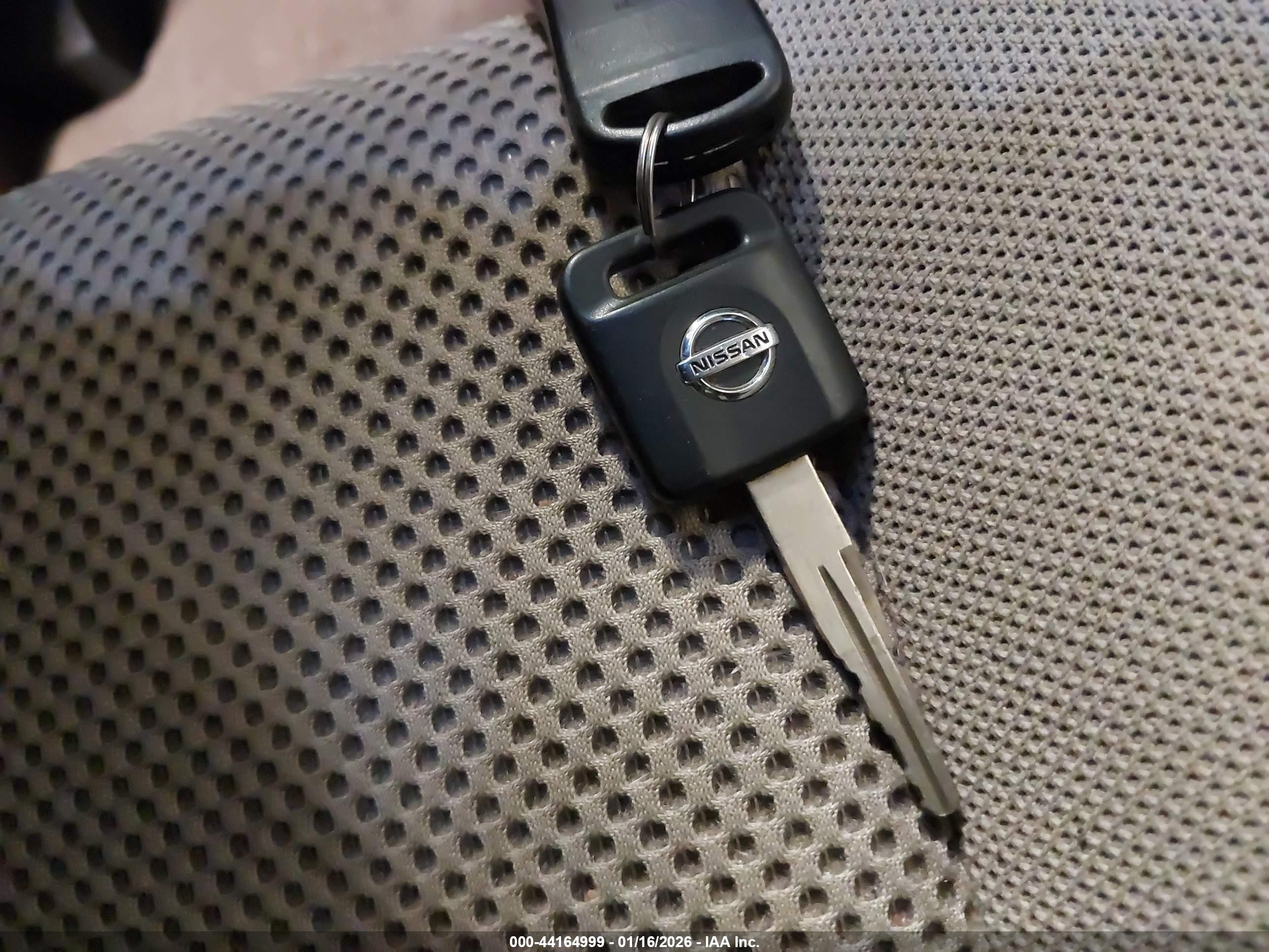 NISSAN FRONTIER image 11
