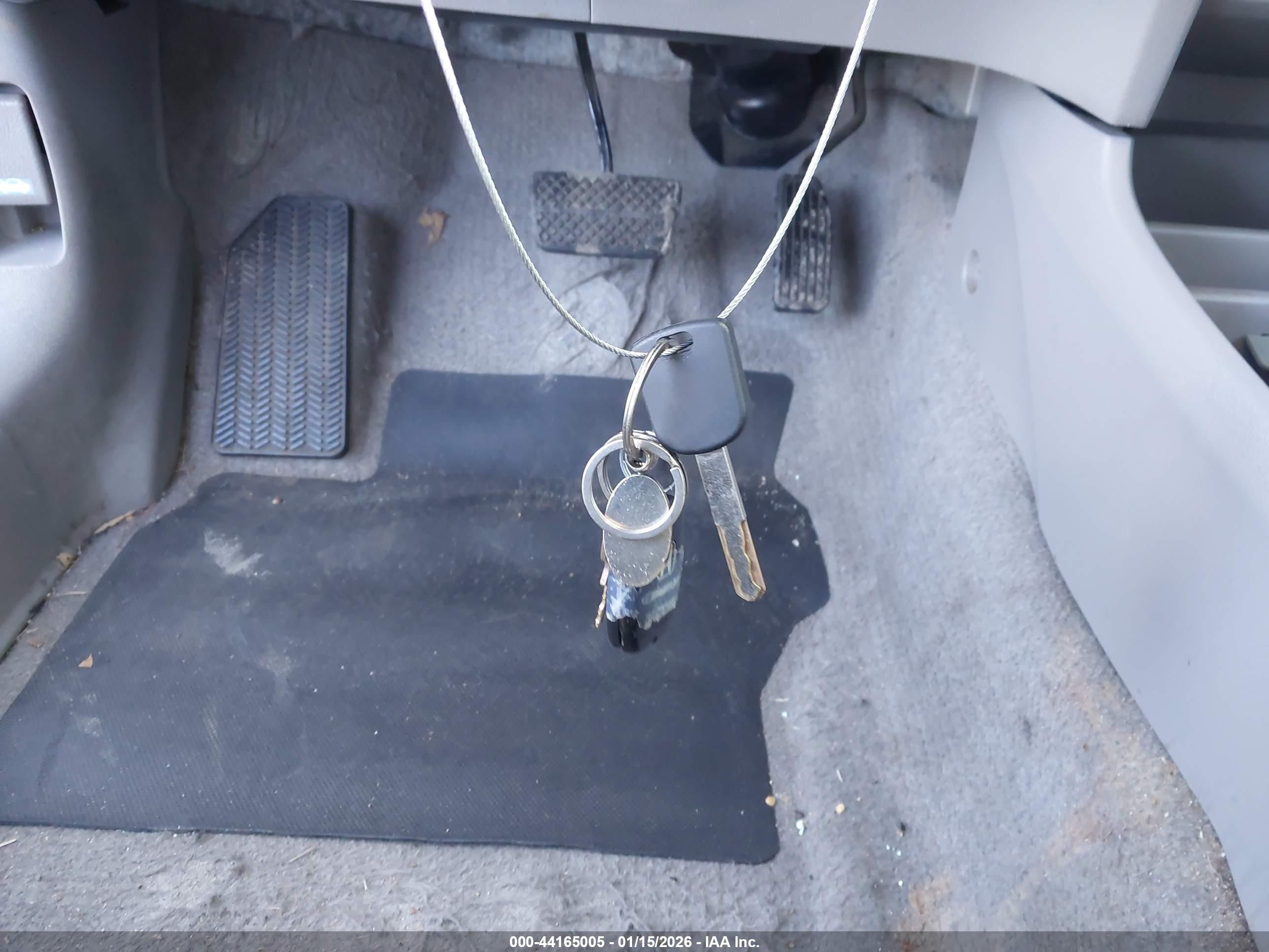 HONDA INSIGHT image 11